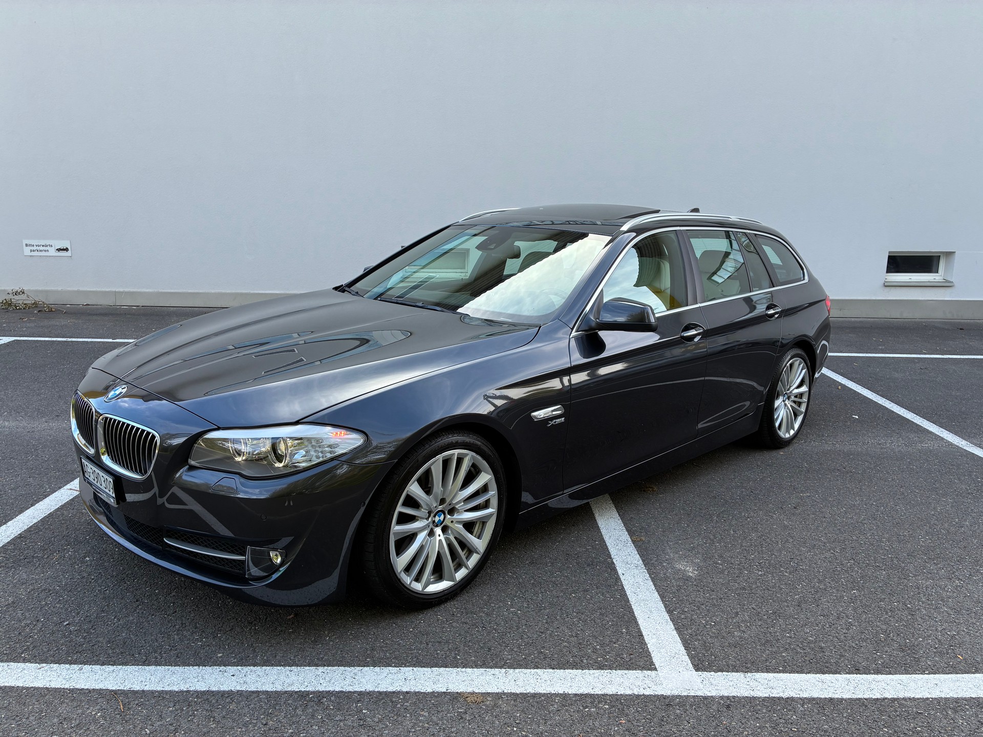 BMW 535i xDrive-image-0