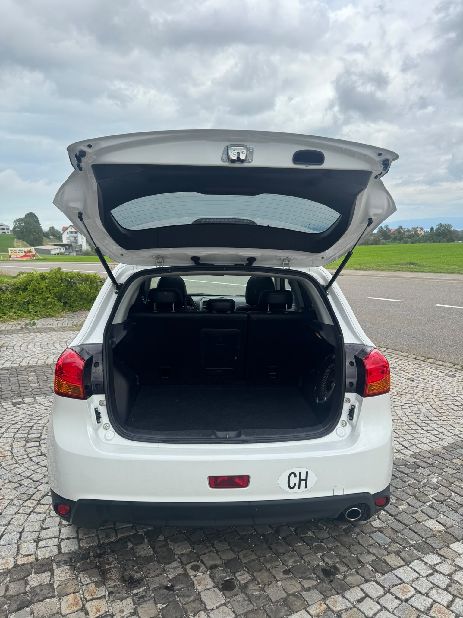 MITSUBISHI ASX 1.8 DID Navigator 4WD-image-5
