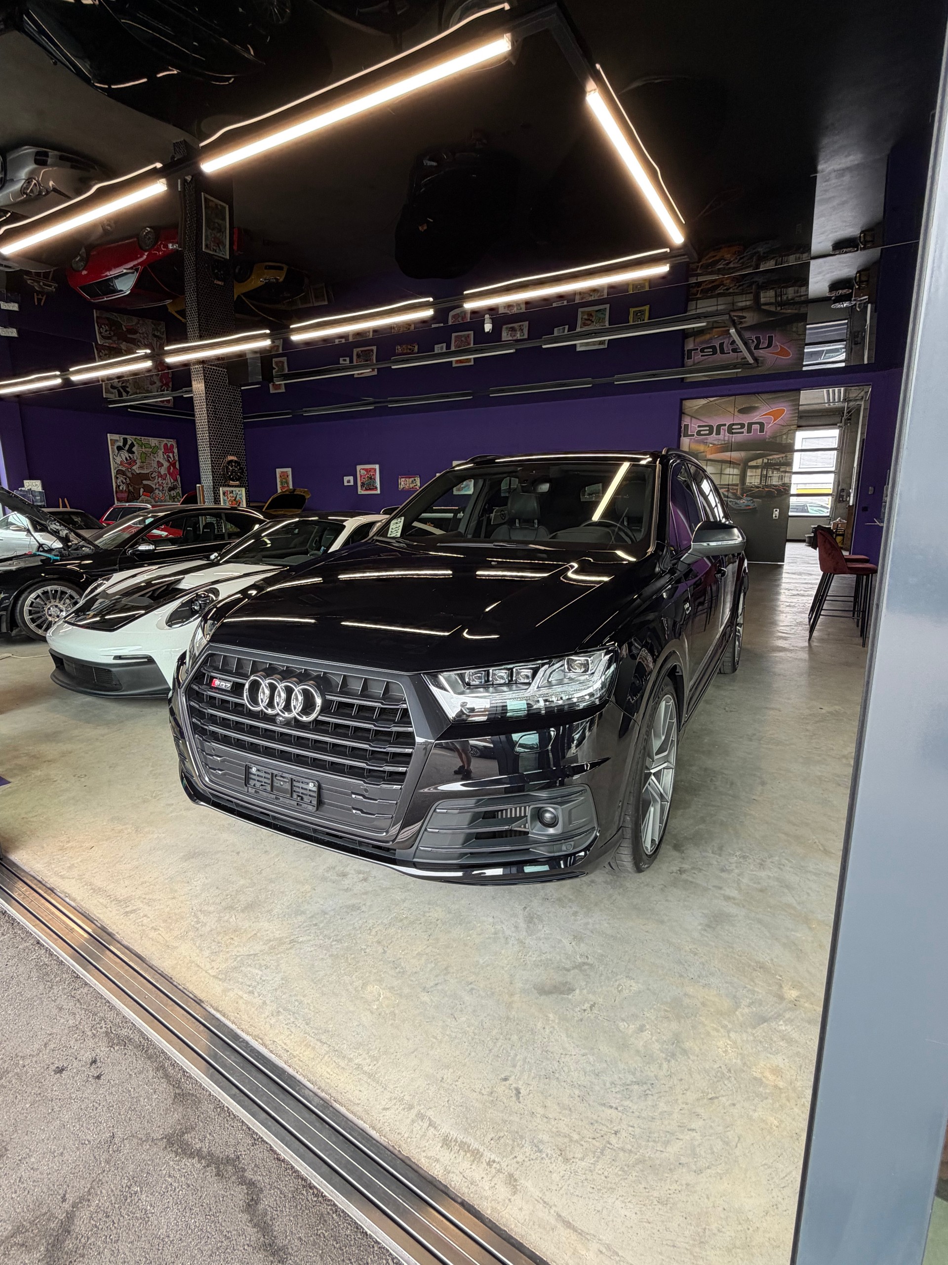 AUDI SQ7 4.0 TDI quattro tiptronic-image-9