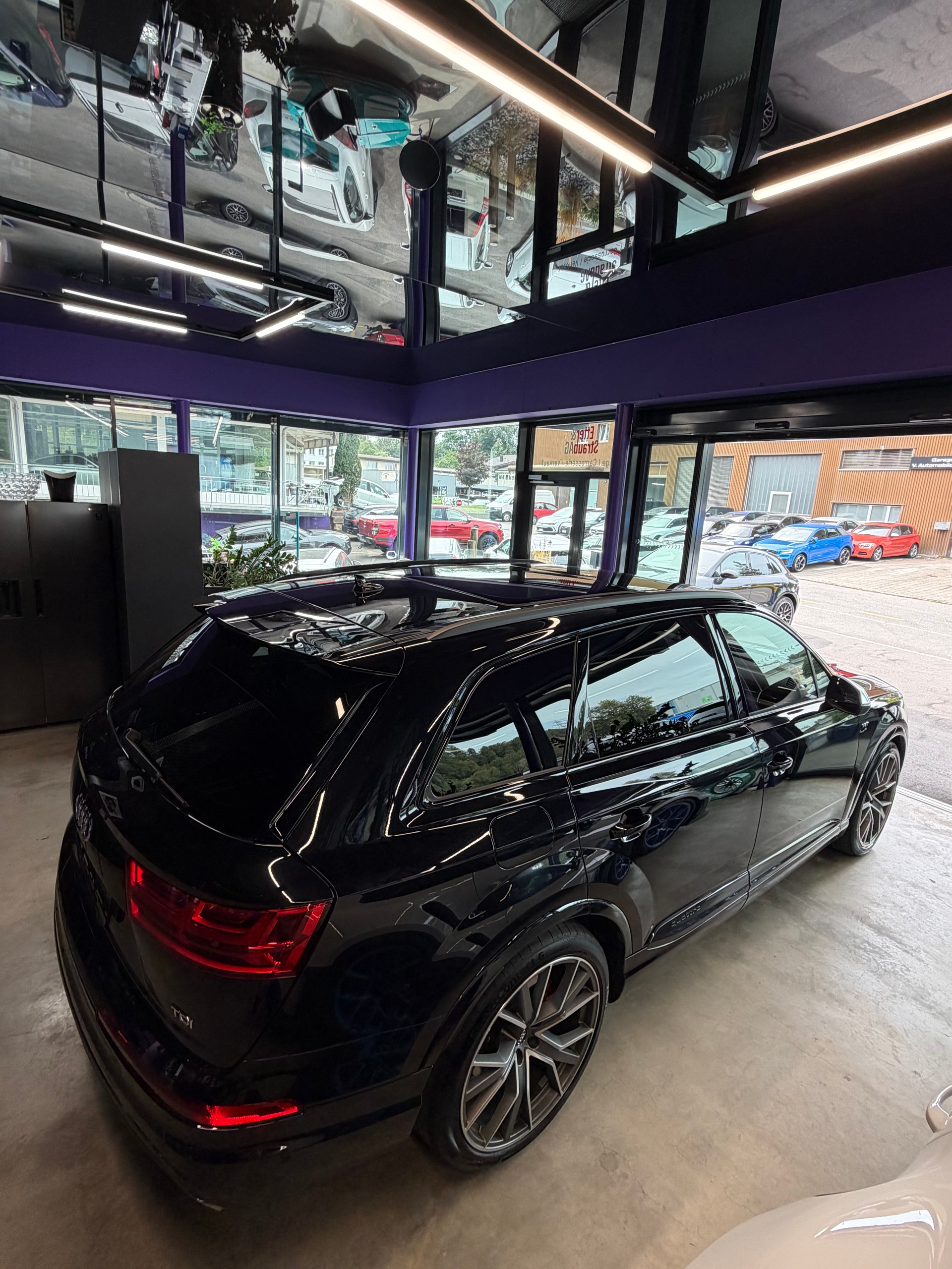 AUDI SQ7 4.0 TDI quattro tiptronic-image-4