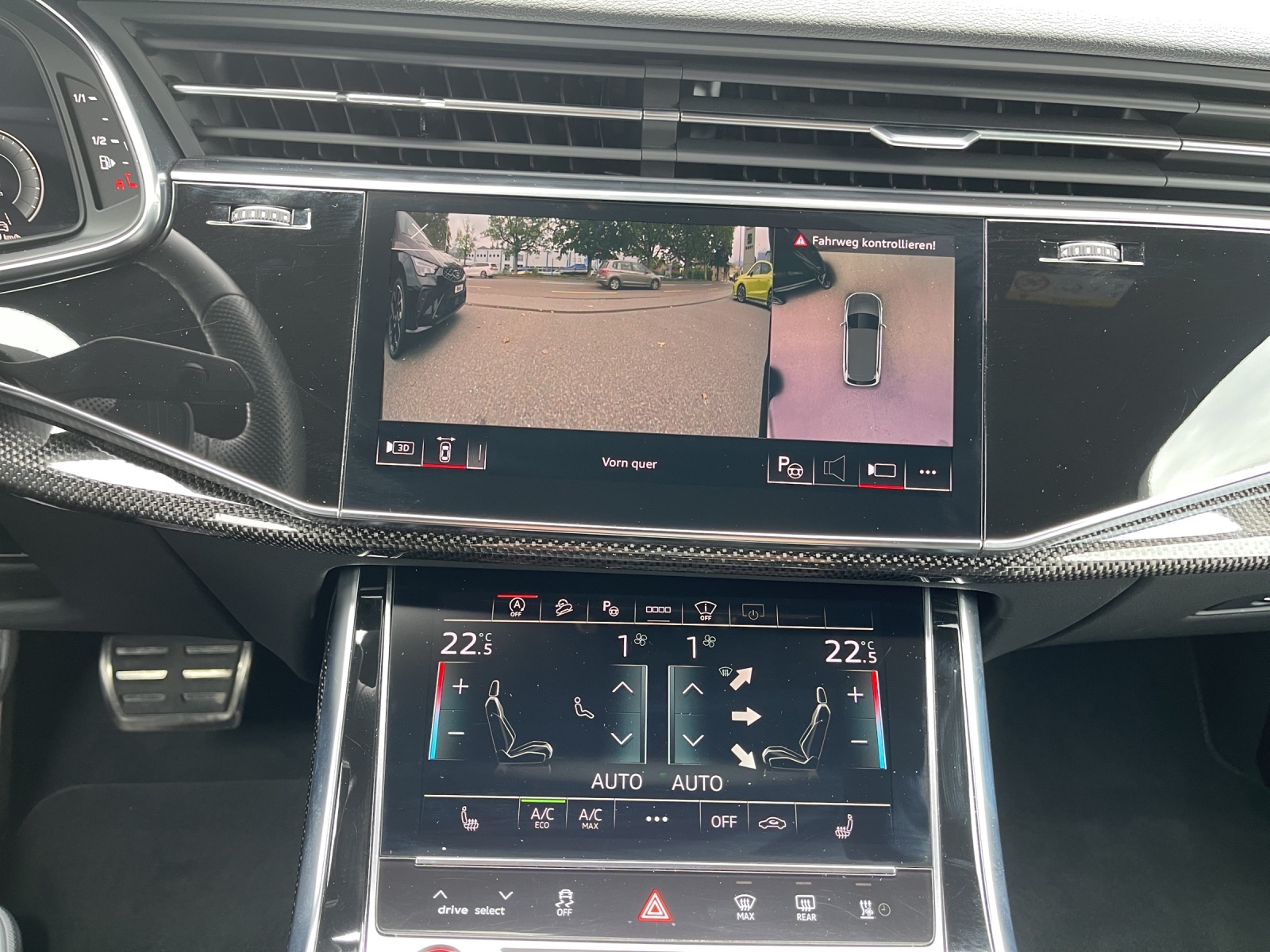 AUDI SQ7 TFSI quattro tiptronic-image-15