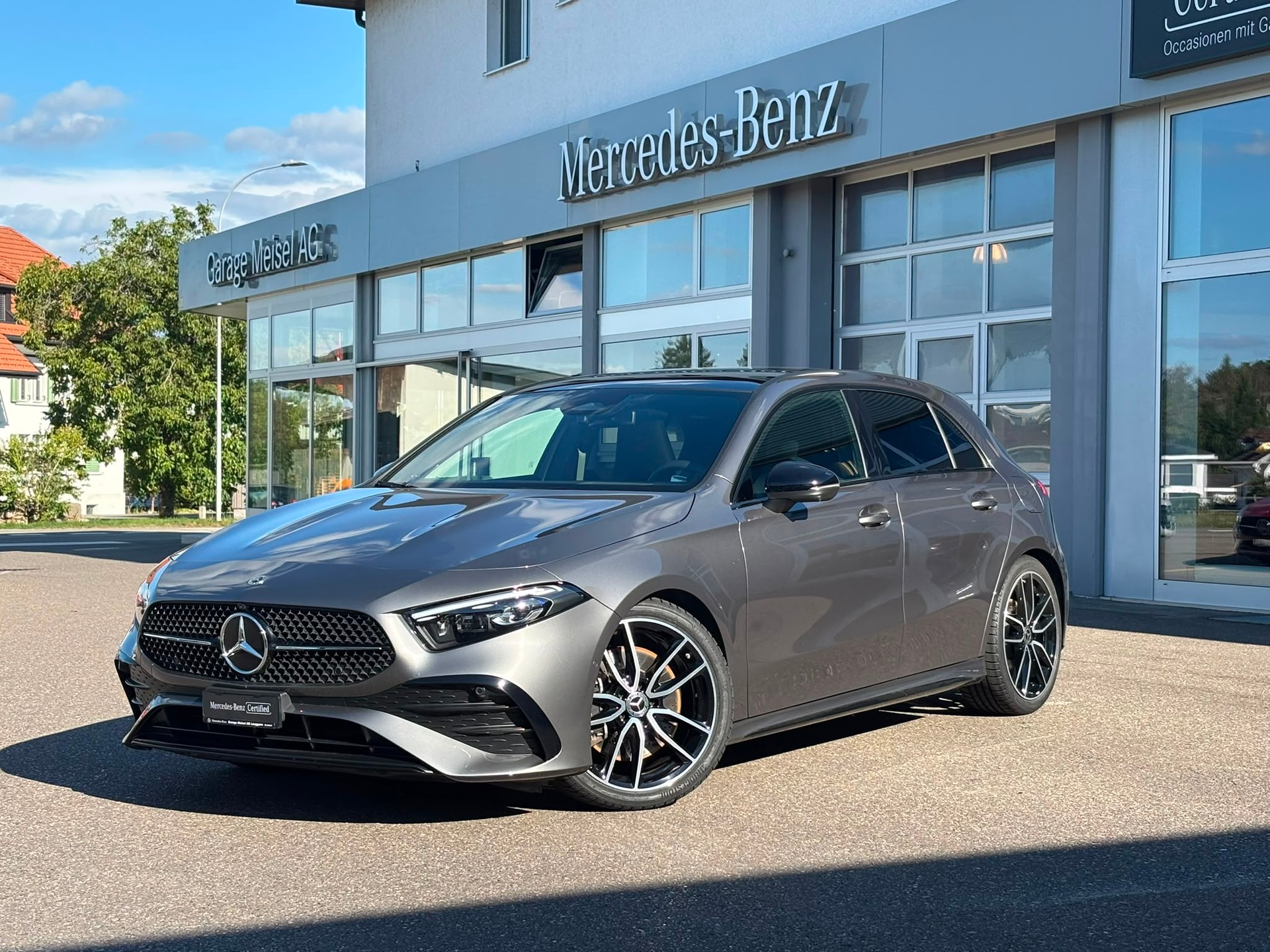 MERCEDES-BENZ A 250 AMG-Line 4Matic-image-0