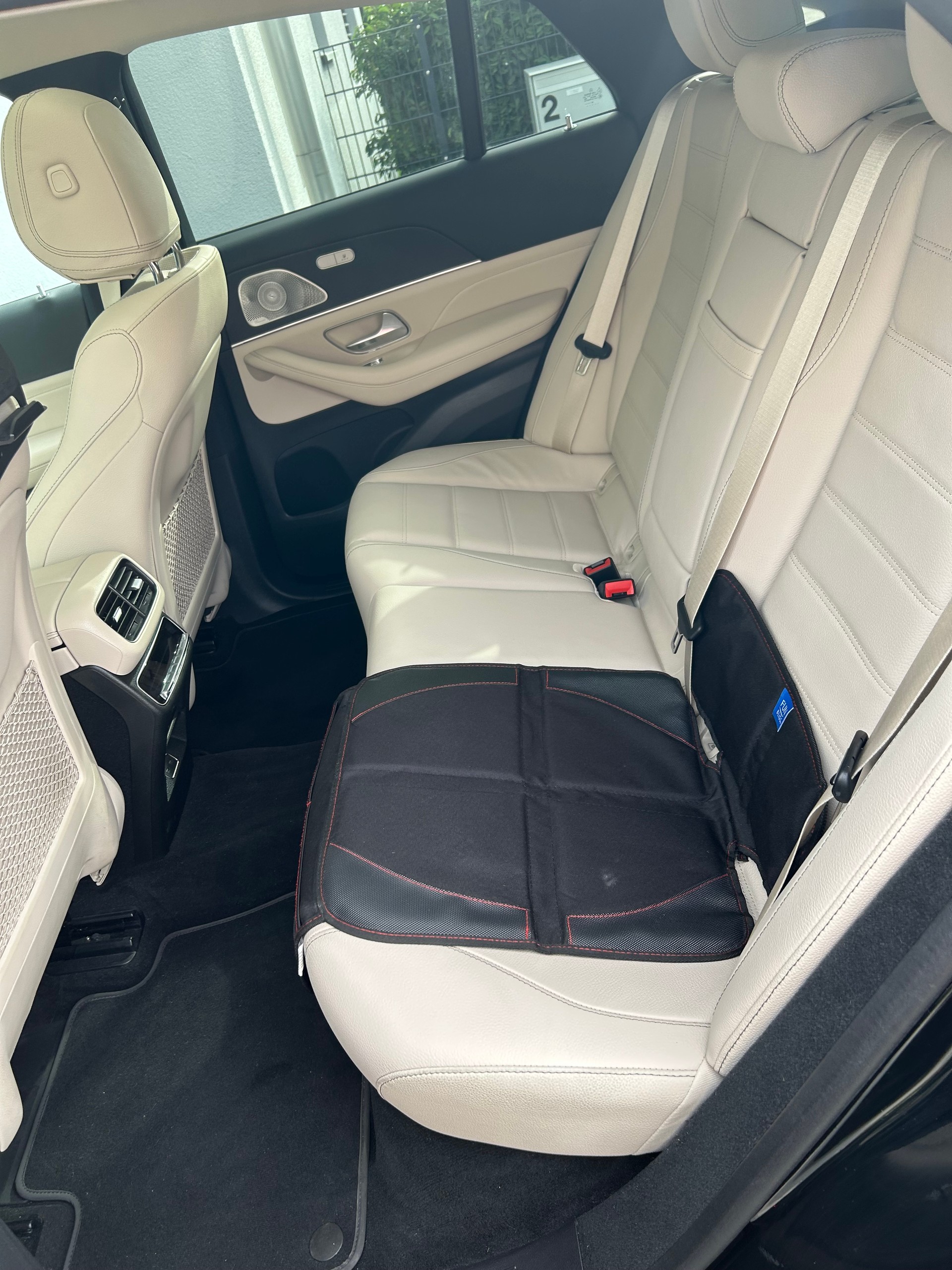 MERCEDES-BENZ GLE 450 d AMG Line 4matic-image-4