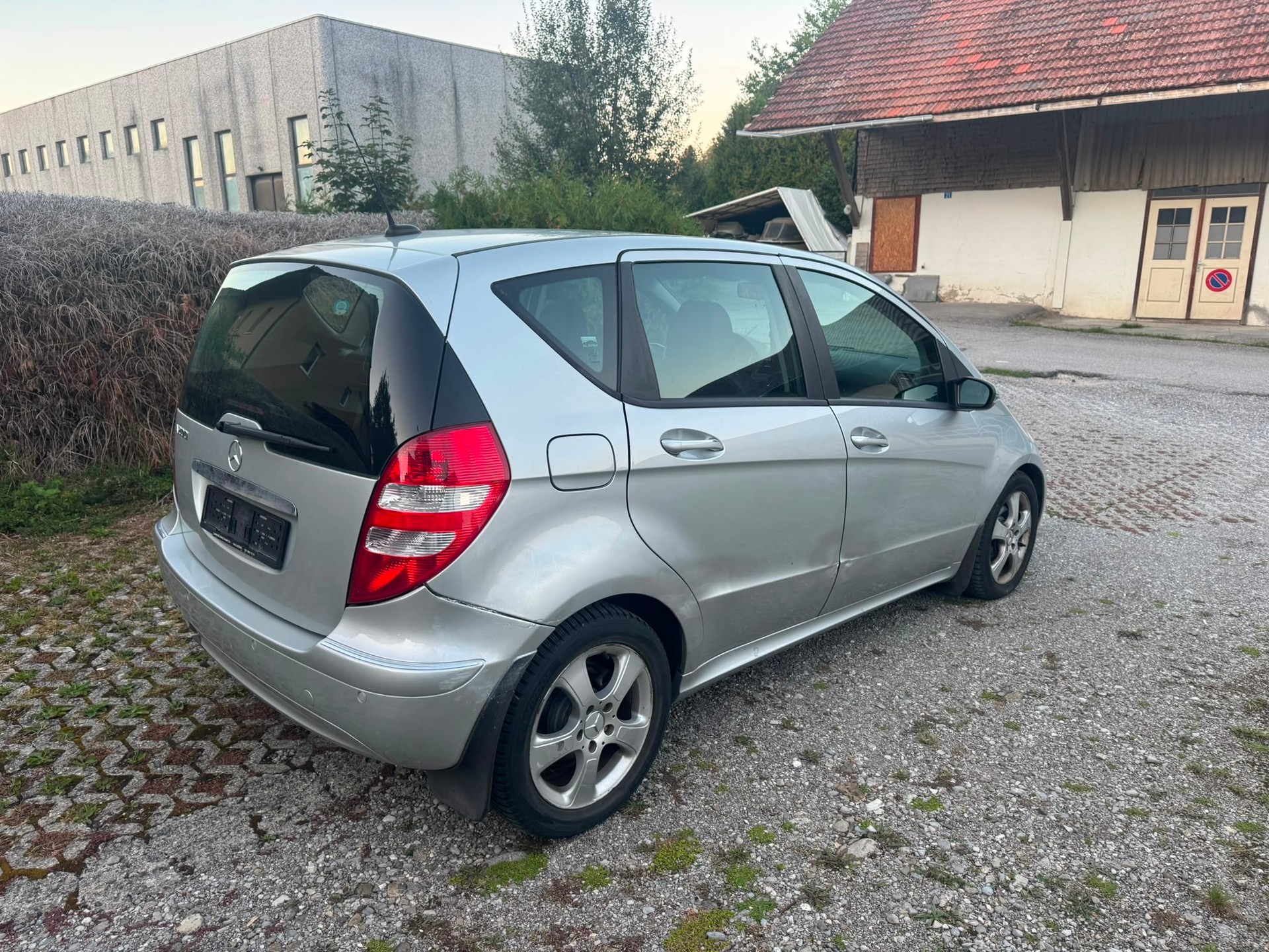 MERCEDES-BENZ 2.0L essence (2’035 cm3) – 136 ch (100 kW)-image-3