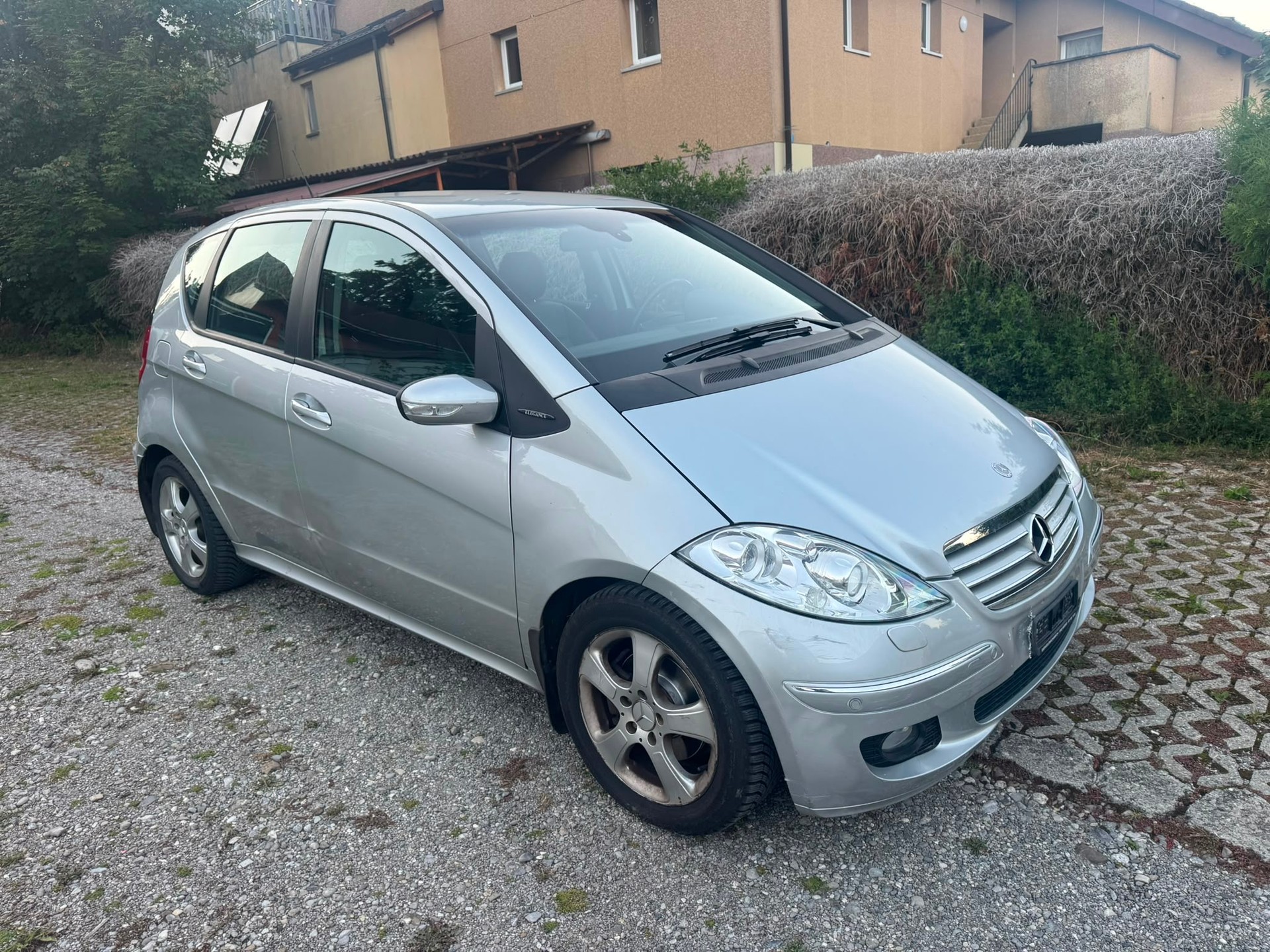 MERCEDES-BENZ 2.0L essence (2’035 cm3) – 136 ch (100 kW)-image-2