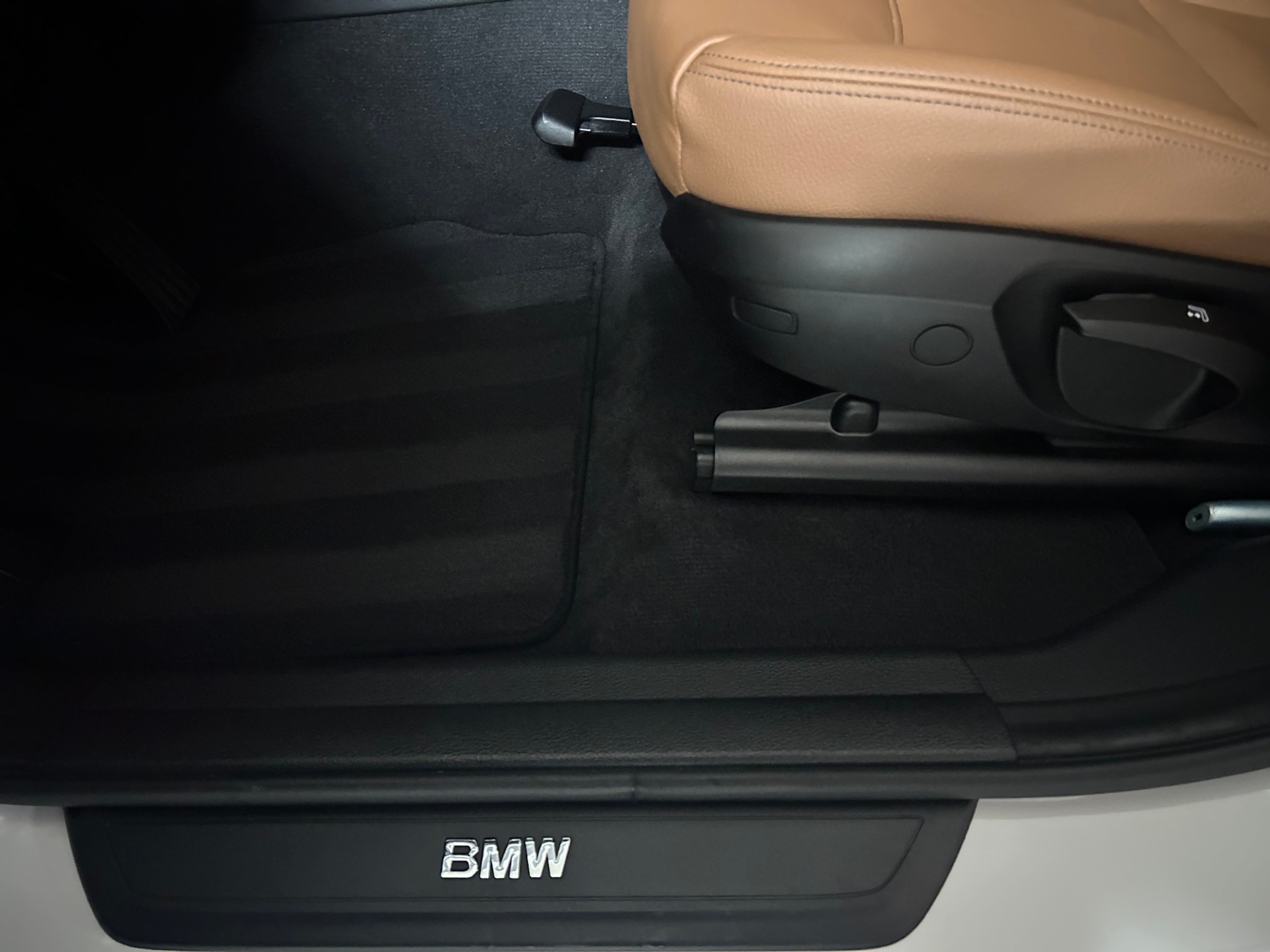 BMW X4 xDrive 20i Steptronic -1.Hand FZ-frisch ab MFK und Service--image-10