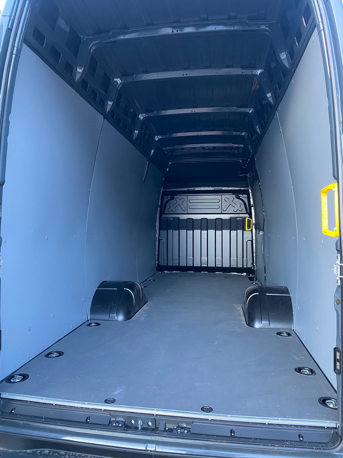 IVECO 35 C 18H A8 V-image-3
