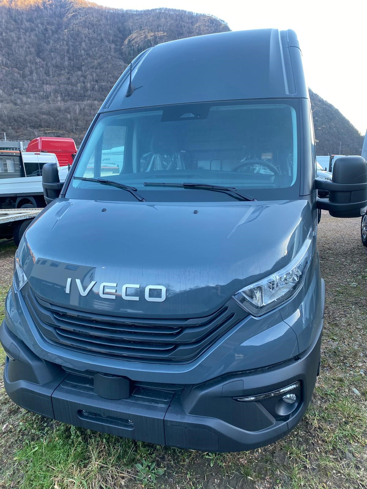 IVECO 35 C 18H A8 V-image-0