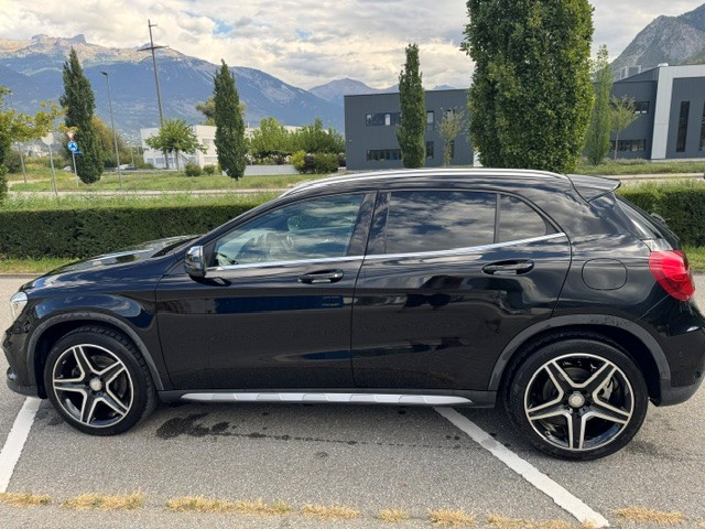 MERCEDES-BENZ GLA 220 CDI AMG Line 4Matic 7G-DCT-image-6