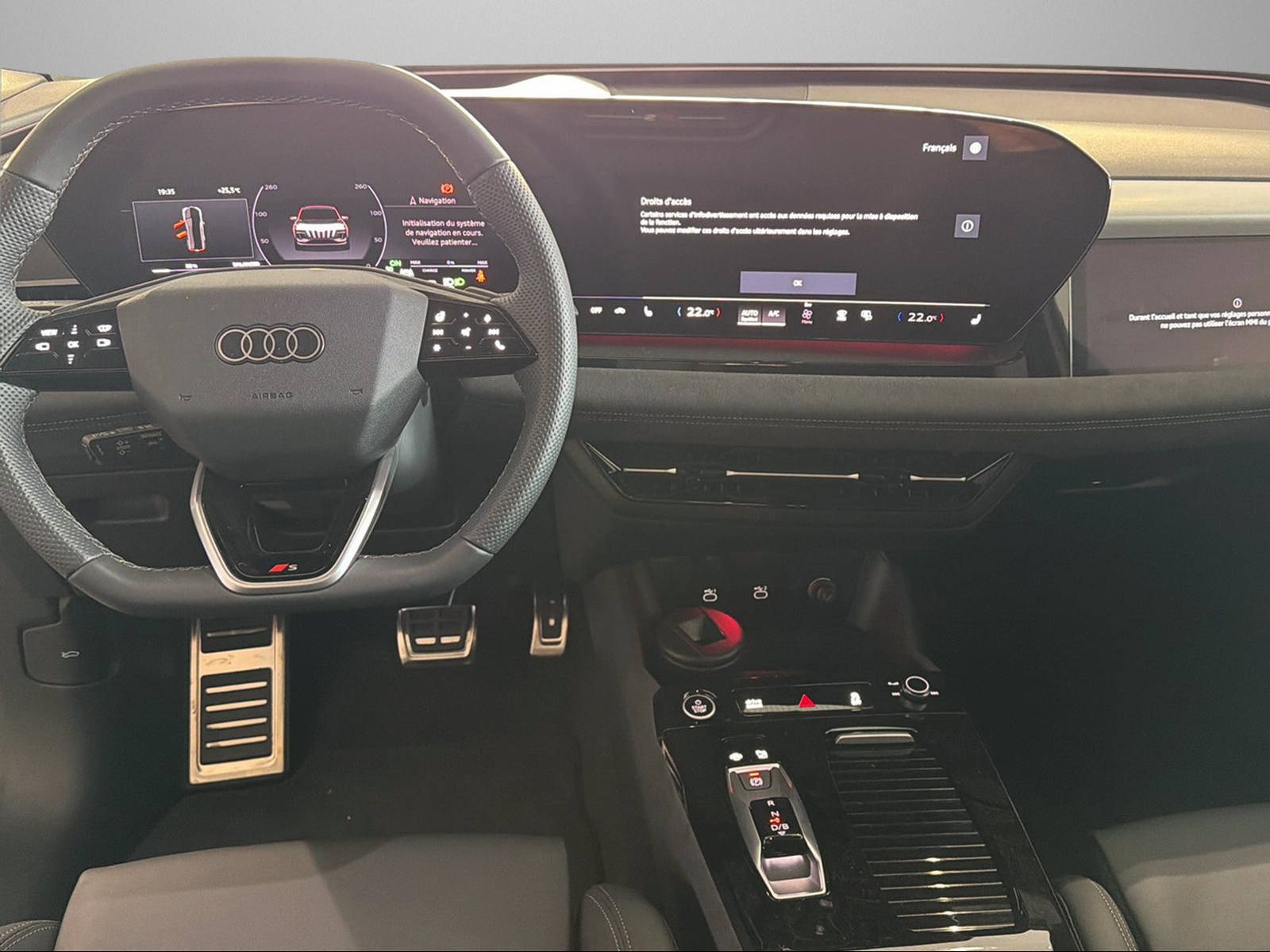 AUDI Q6 Sportback e-tron quattro-image-9