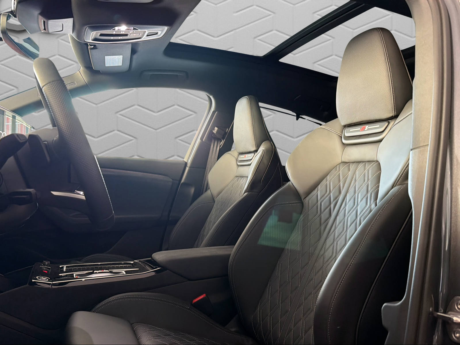 AUDI Q6 Sportback e-tron quattro-image-6