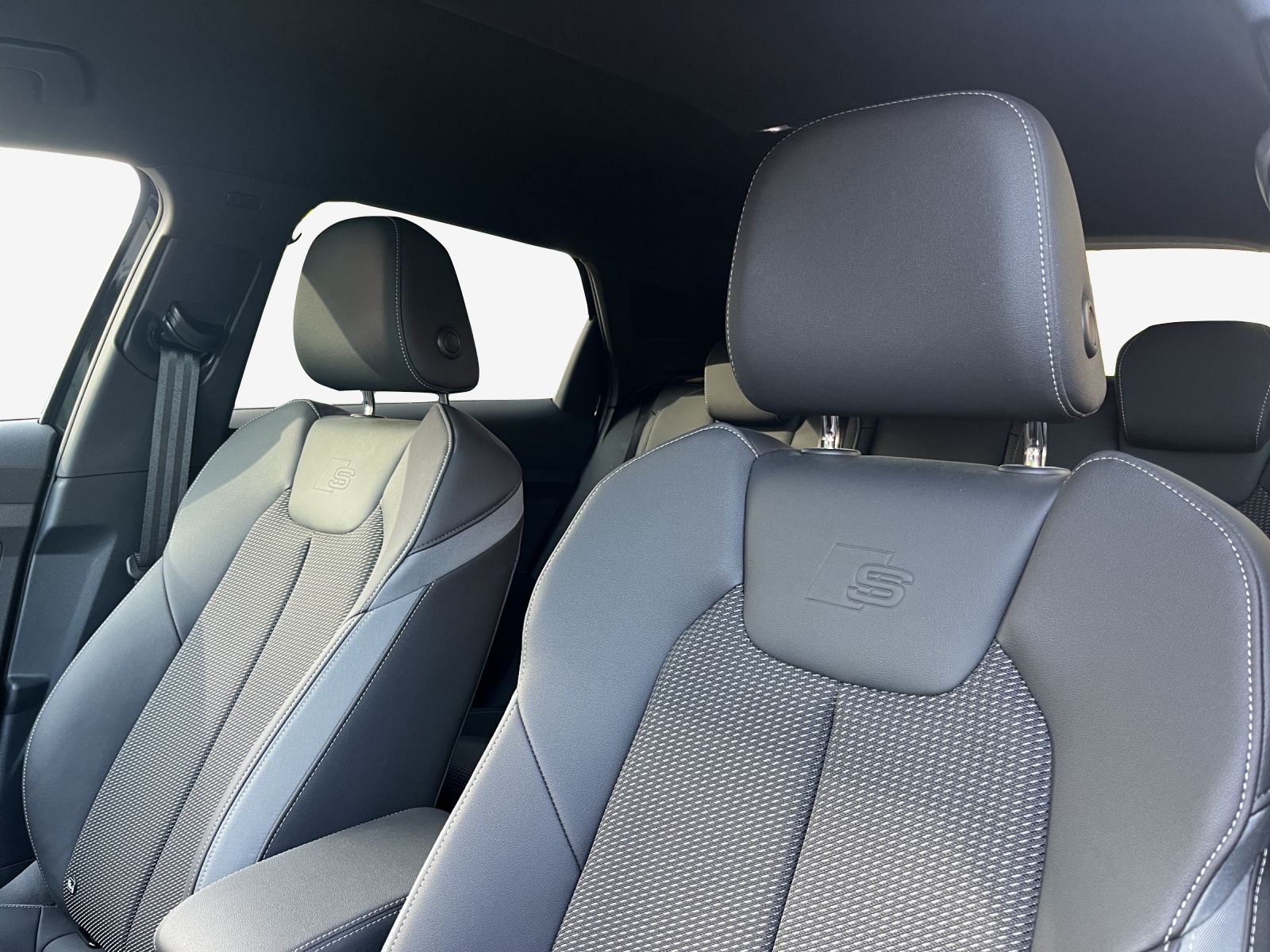 AUDI A1 allstreet 30 TFSI Attraction S-tronic-image-15