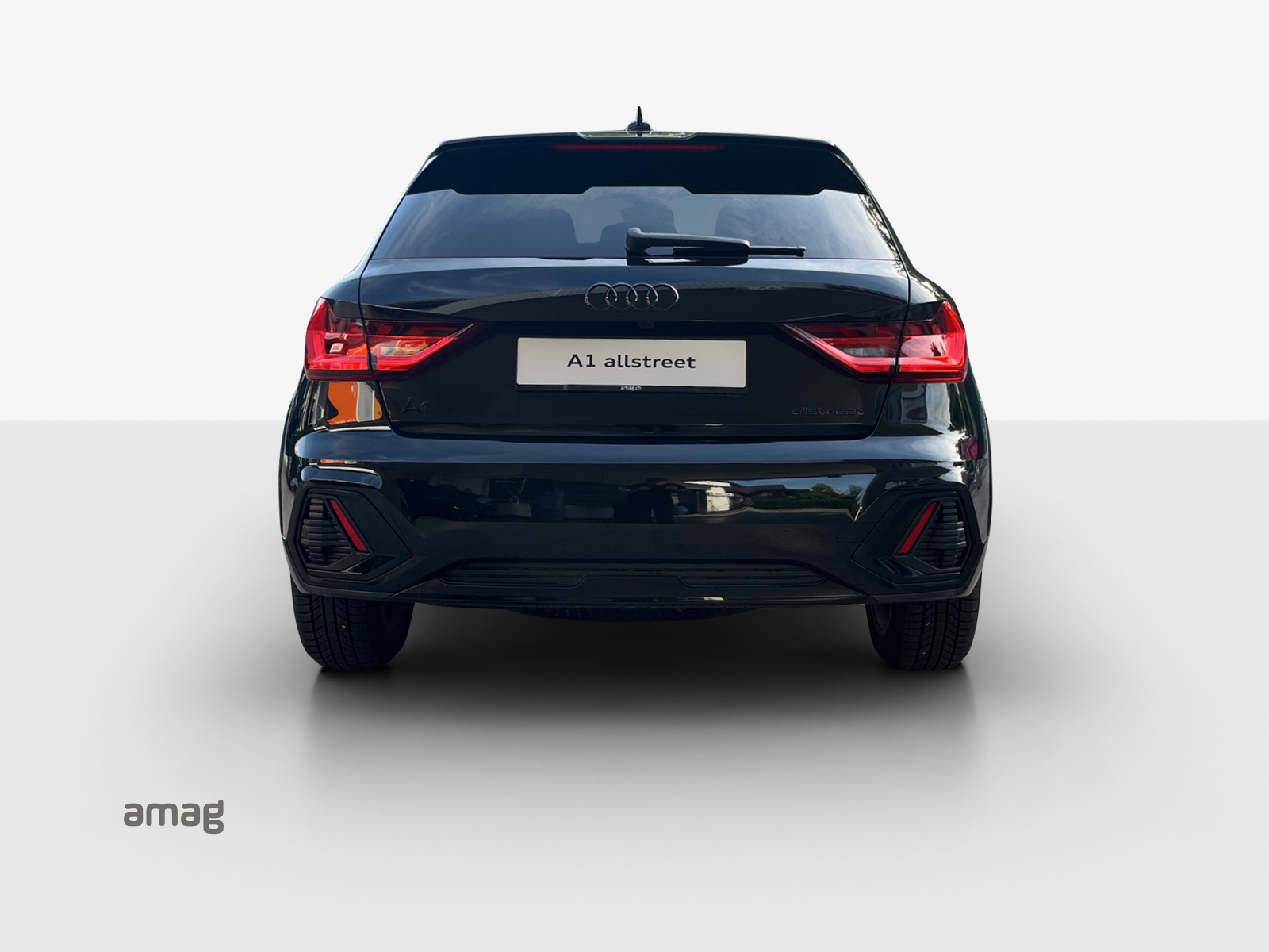 AUDI A1 allstreet 30 TFSI Attraction S-tronic-image-3