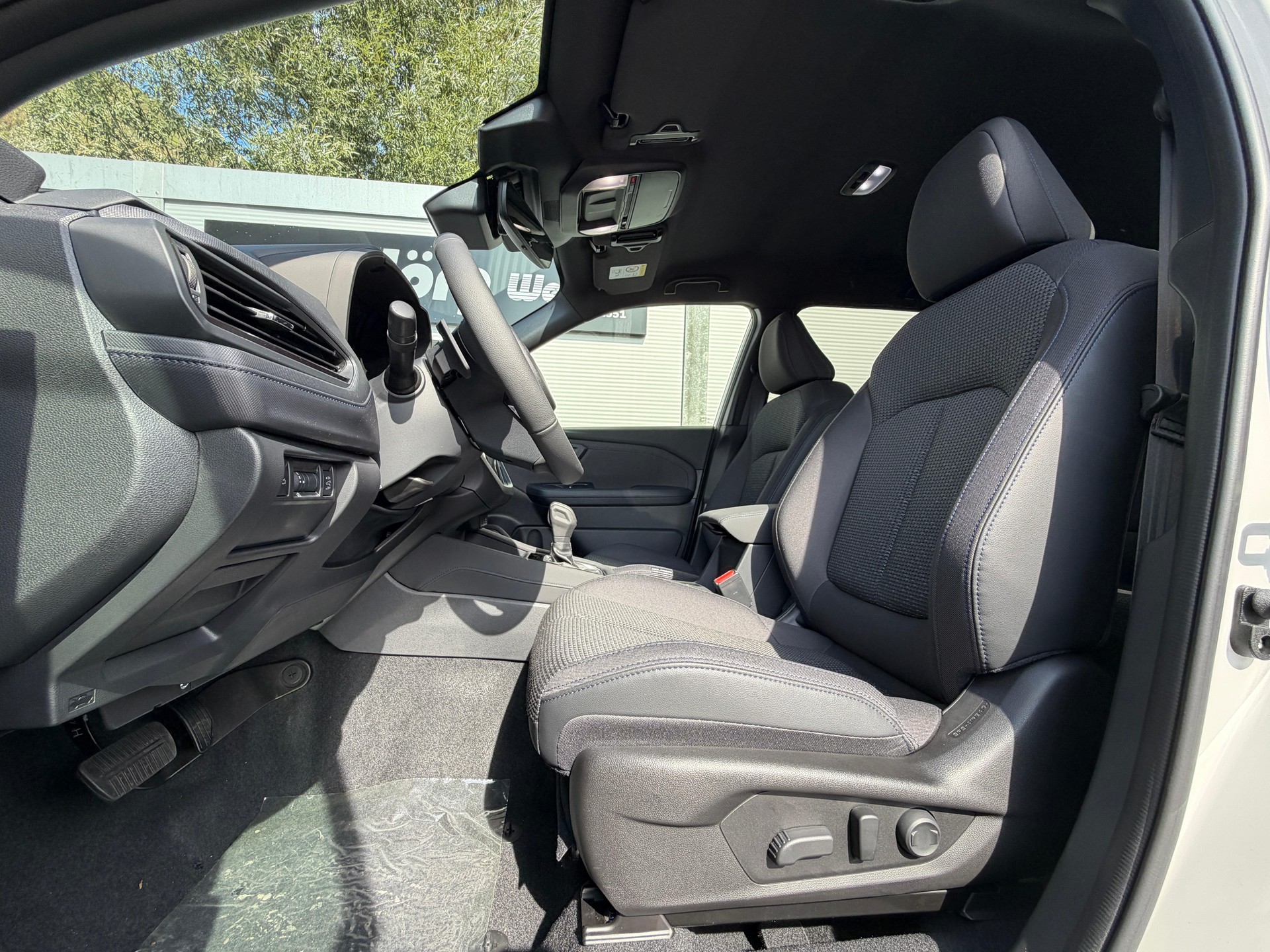SUBARU Forester Station 2.0i e-Boxer Swiss Plus-image-9