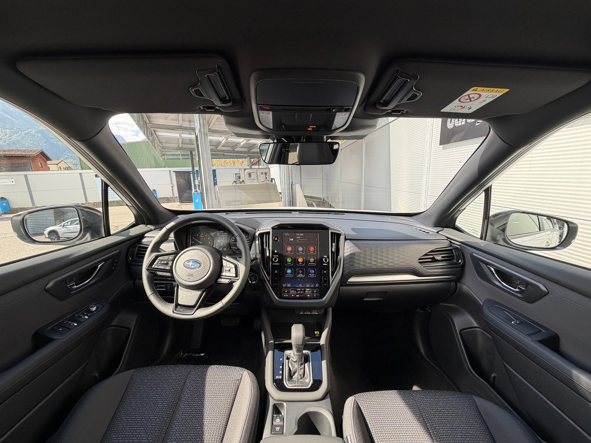SUBARU Forester Station 2.0i e-Boxer Swiss Plus-image-7