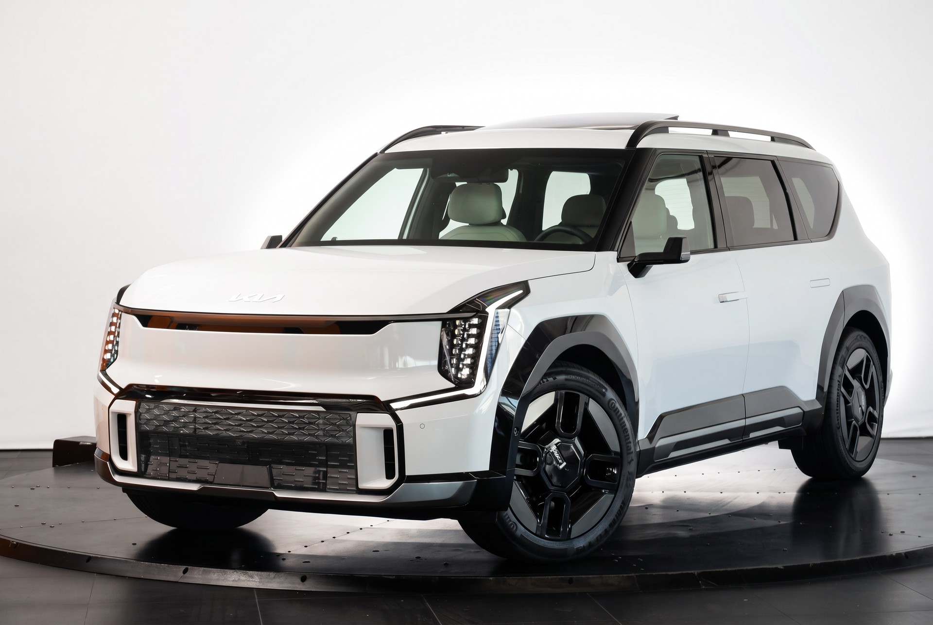 KIA EV9 99,8 kWh GT-Line 4x4 * 7 seats-image-3
