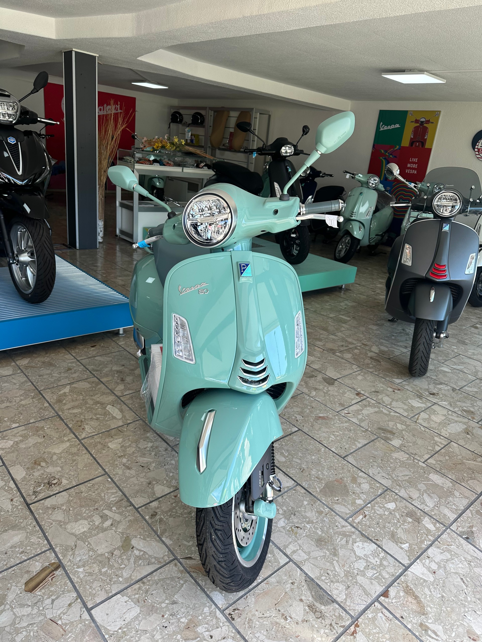 PIAGGIO GTS 310 80 TH-image-2