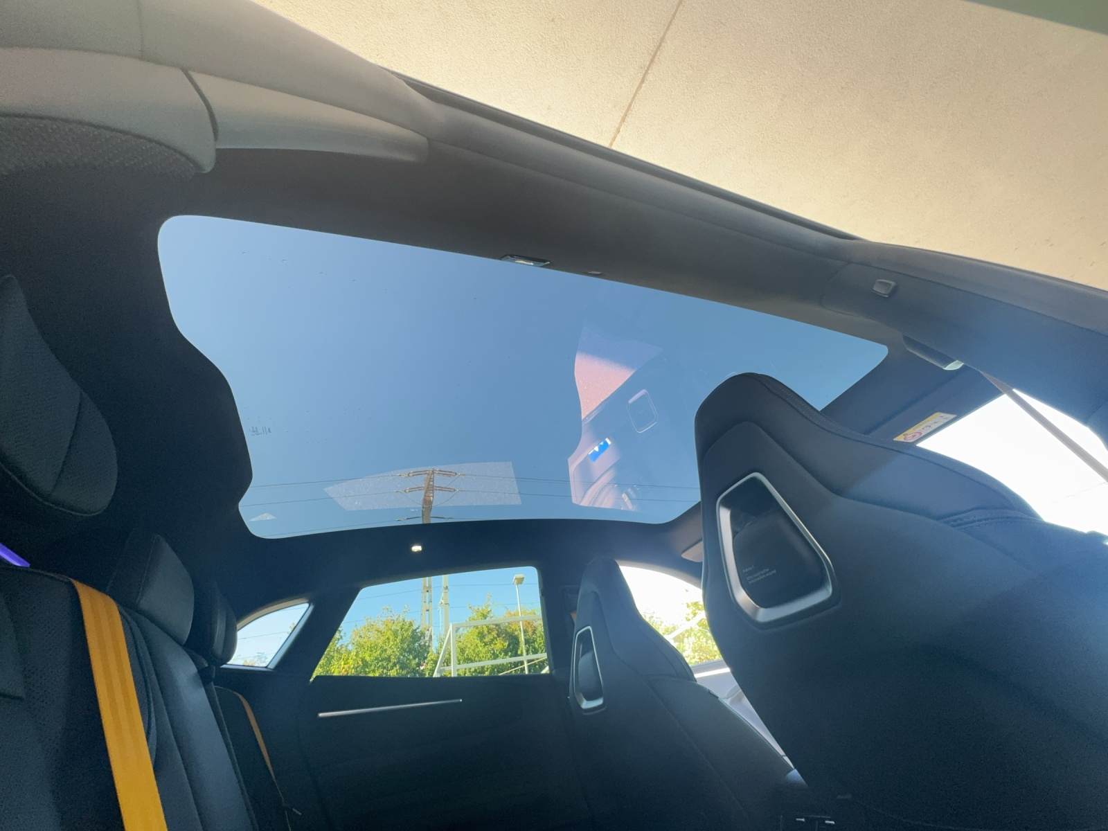 POLESTAR 4 Long Range Dual Motor Coupé-image-15