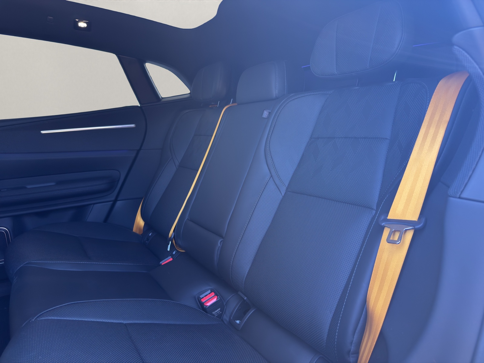 POLESTAR 4 Long Range Dual Motor Coupé-image-13