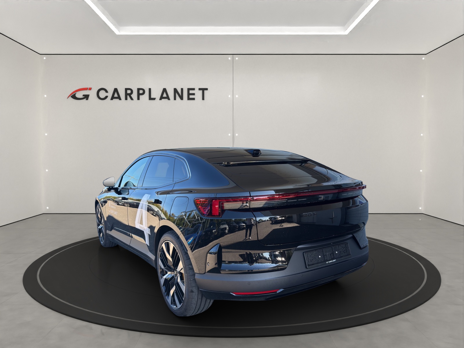 POLESTAR 4 Long Range Dual Motor Coupé-image-7