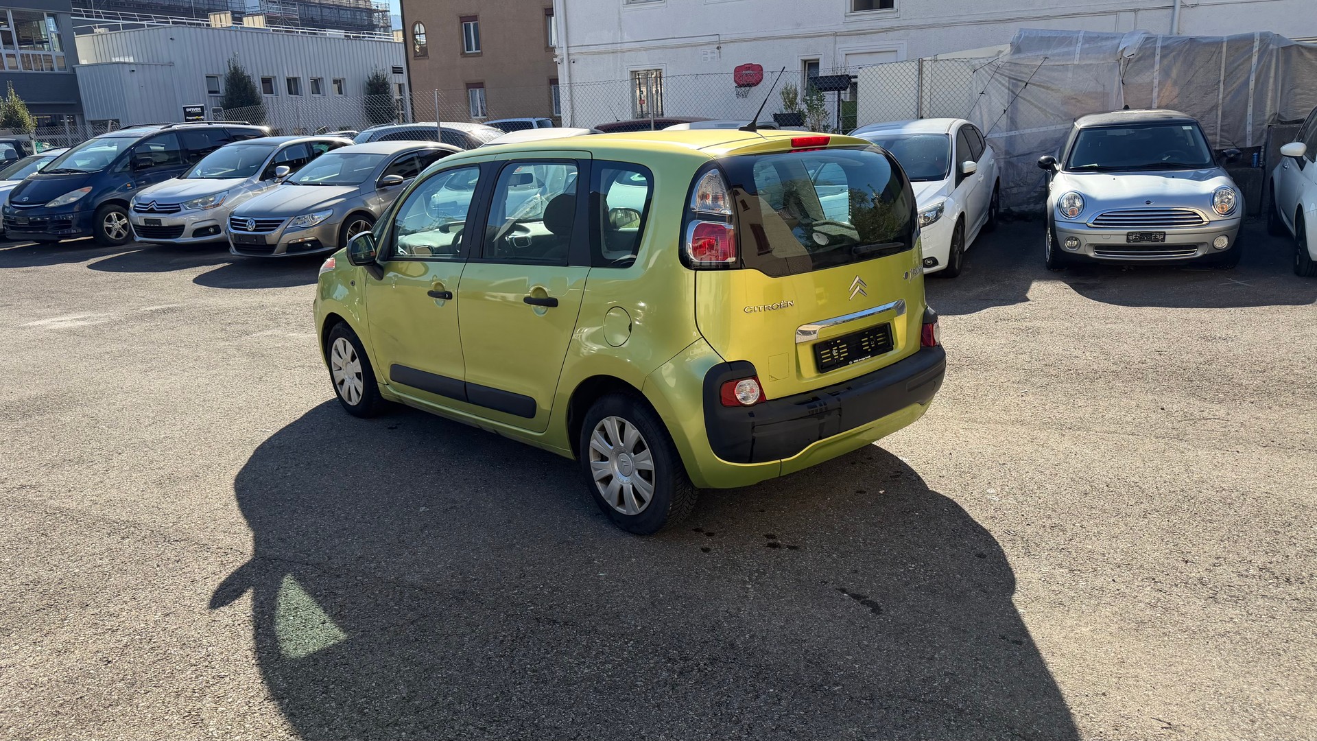 CITROEN C3 Picasso 1.6 HDi Swiss Style-image-3