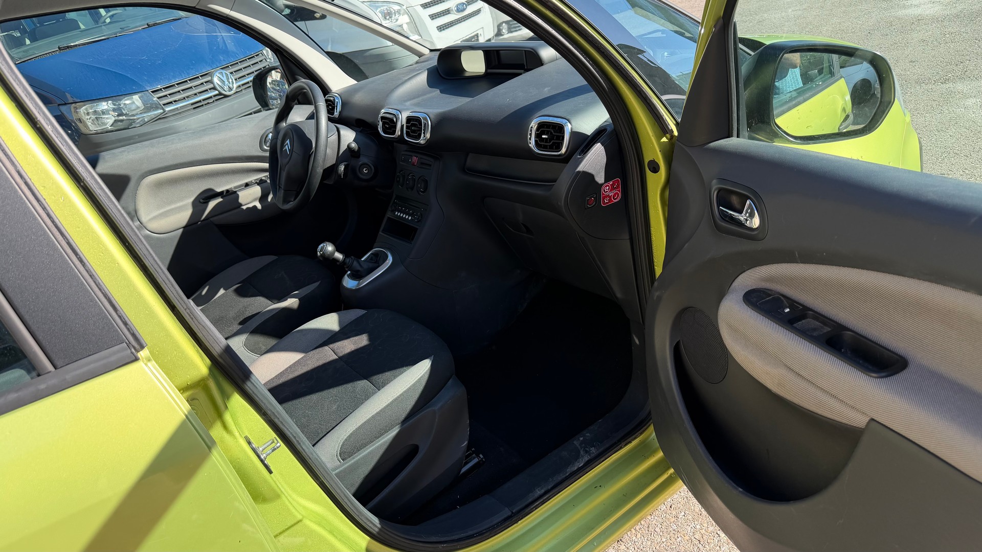 CITROEN C3 Picasso 1.6 HDi Swiss Style-image-4