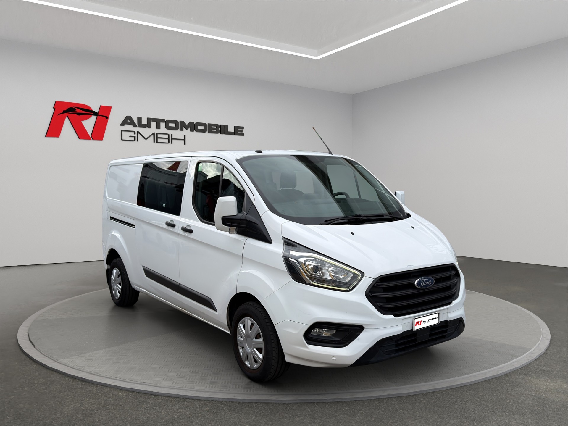 FORD Transit Custom Van 300 L2H1 DK Trend-image-2