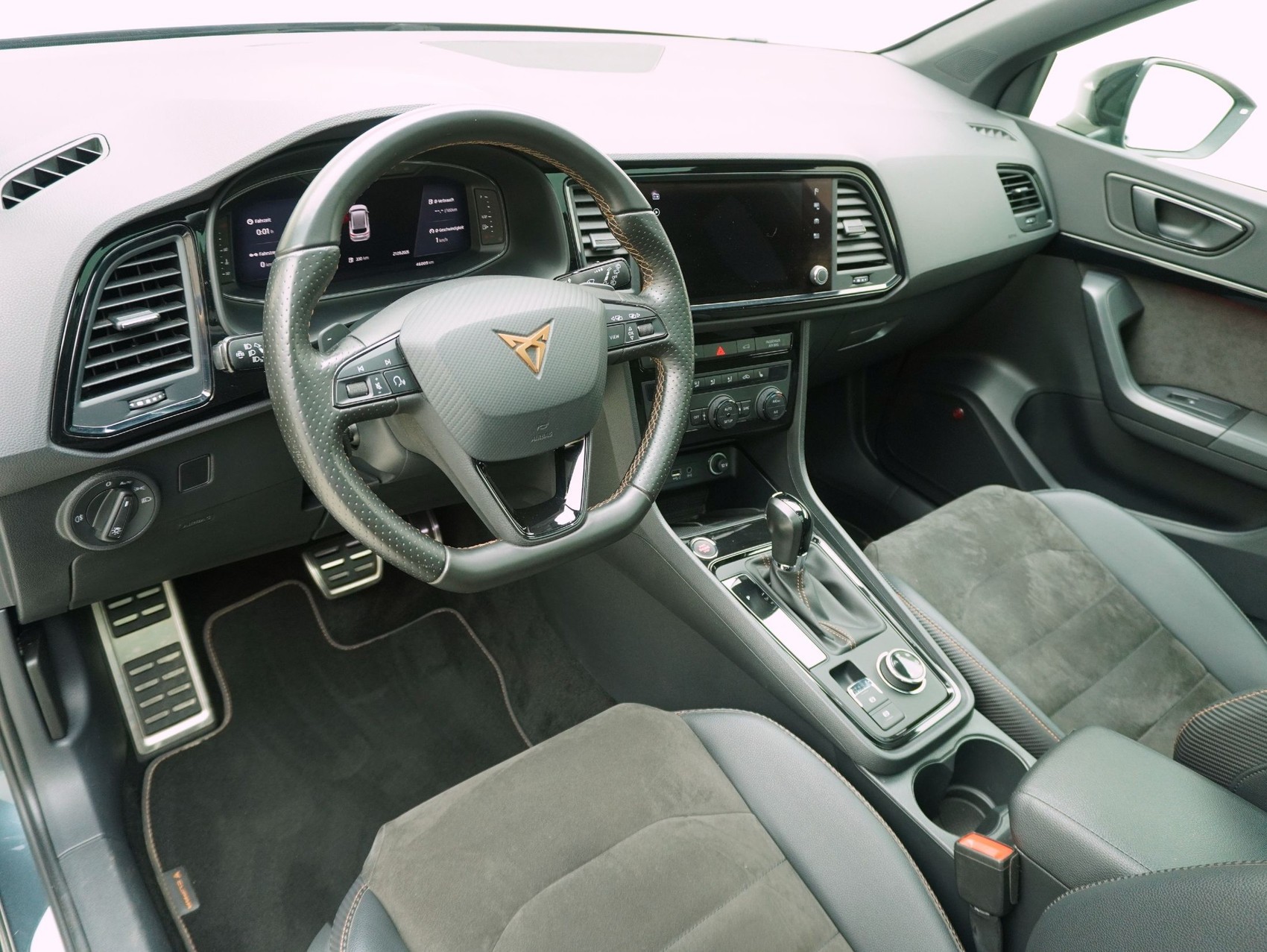 SEAT Cupra Ateca 2.0 TSI DSG 4Drive-image-10