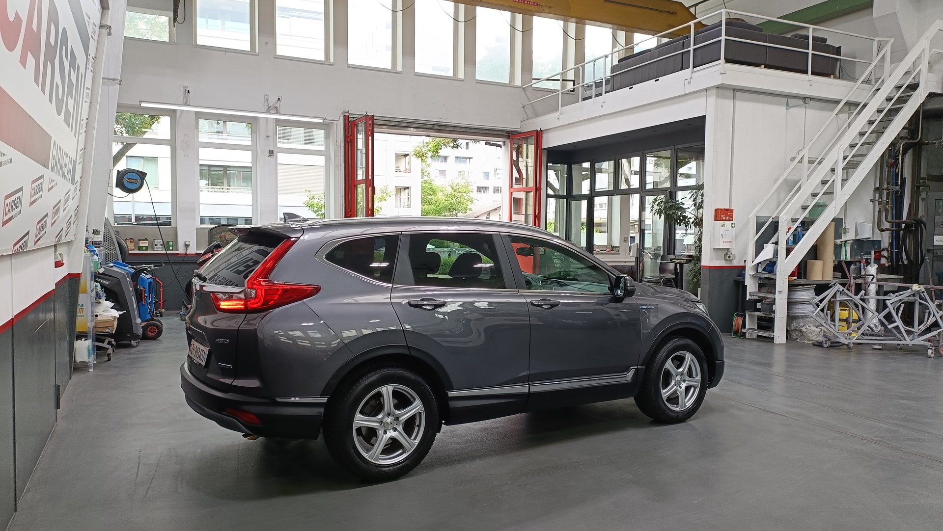 HONDA CR-V 2.0i MMD Hybrid Executive 4WD Automatic-image-3