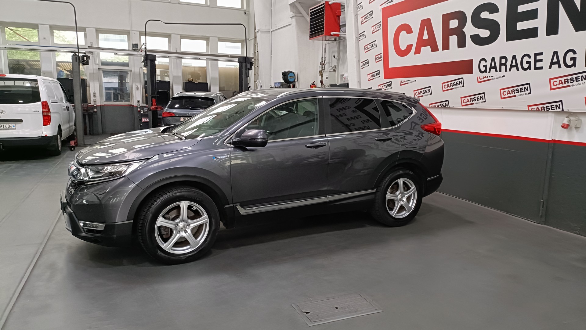 HONDA CR-V 2.0i MMD Hybrid Executive 4WD Automatic-image-7
