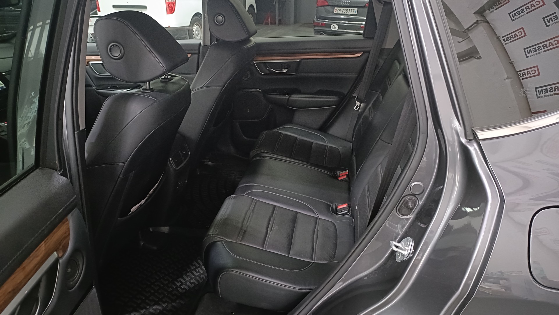 HONDA CR-V 2.0i MMD Hybrid Executive 4WD Automatic-image-10