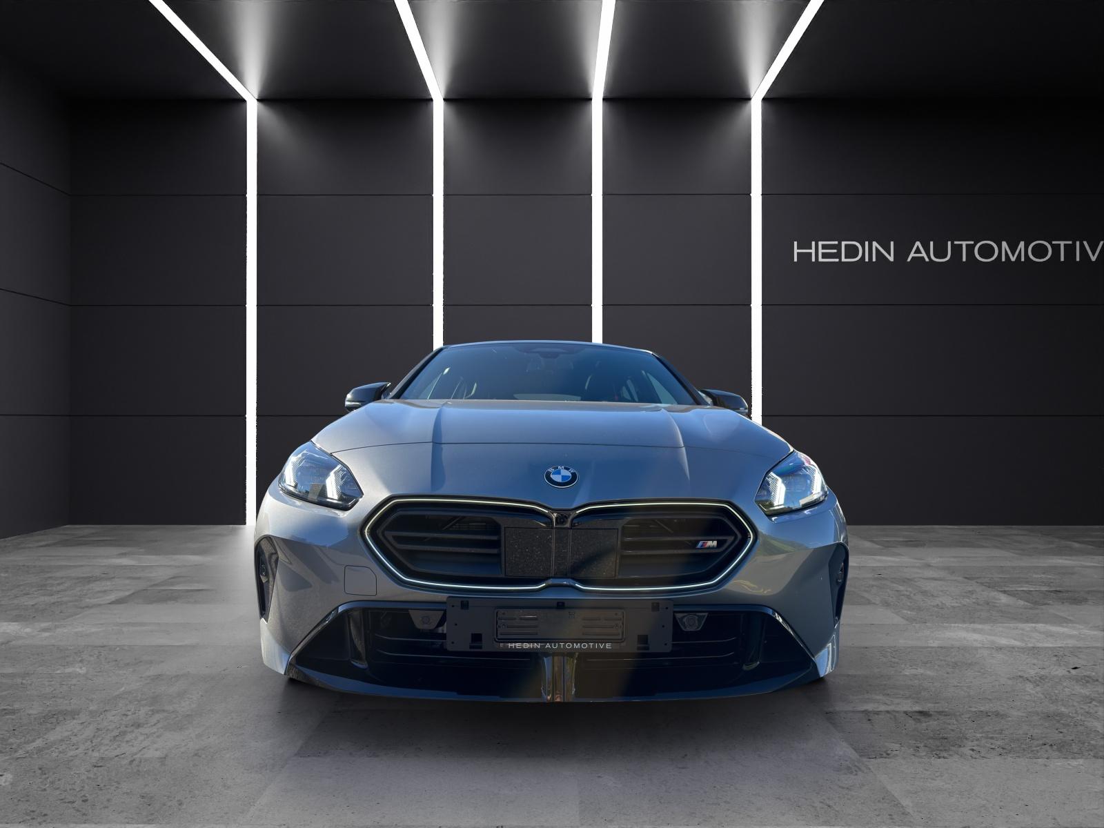 BMW 1er Reihe F70 M135i xDrive-image-6