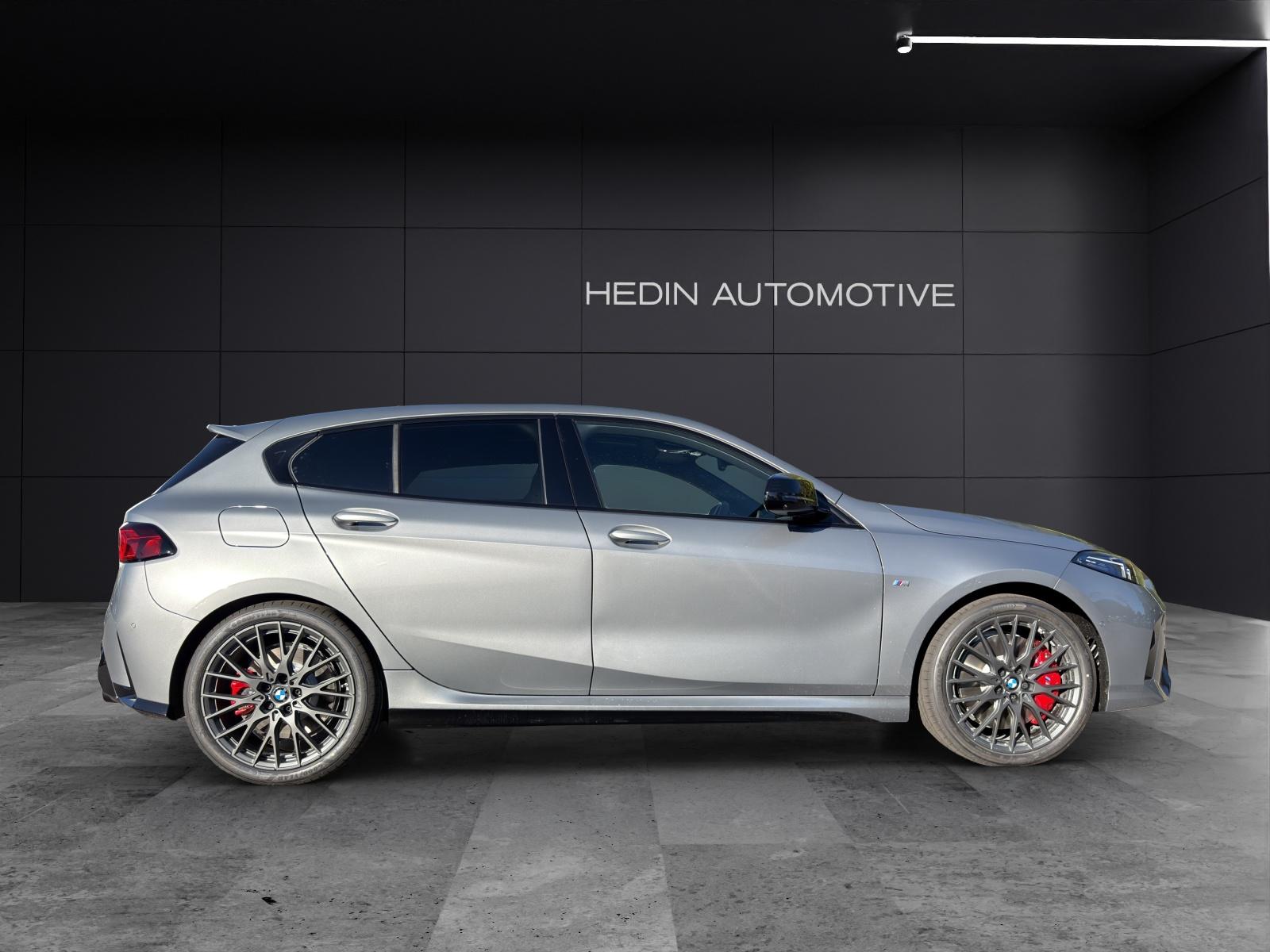 BMW 1er Reihe F70 M135i xDrive-image-16