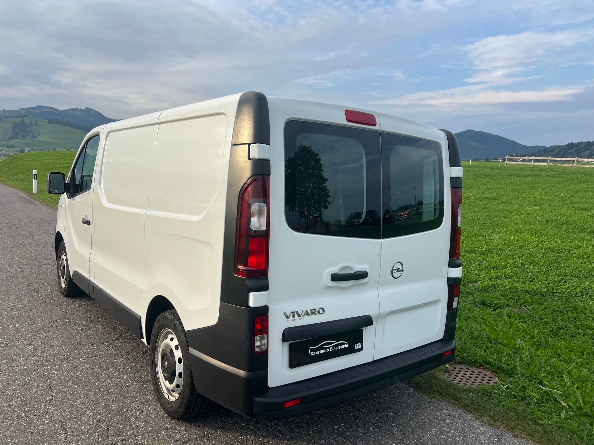 OPEL Vivaro 1.6 CDTI 2.7t L1H1-image-3