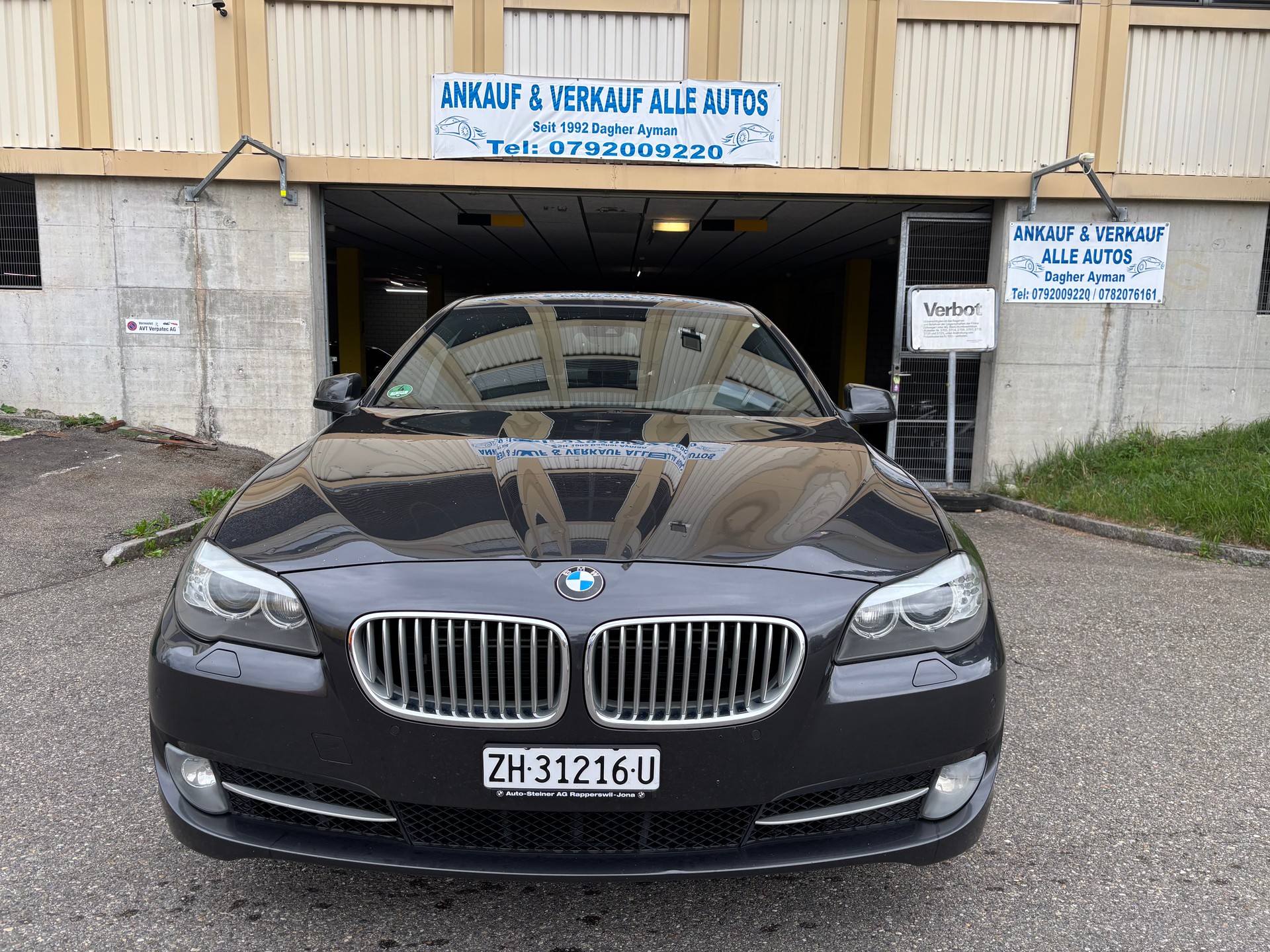 BMW 550i xDrive Steptronic-image-0