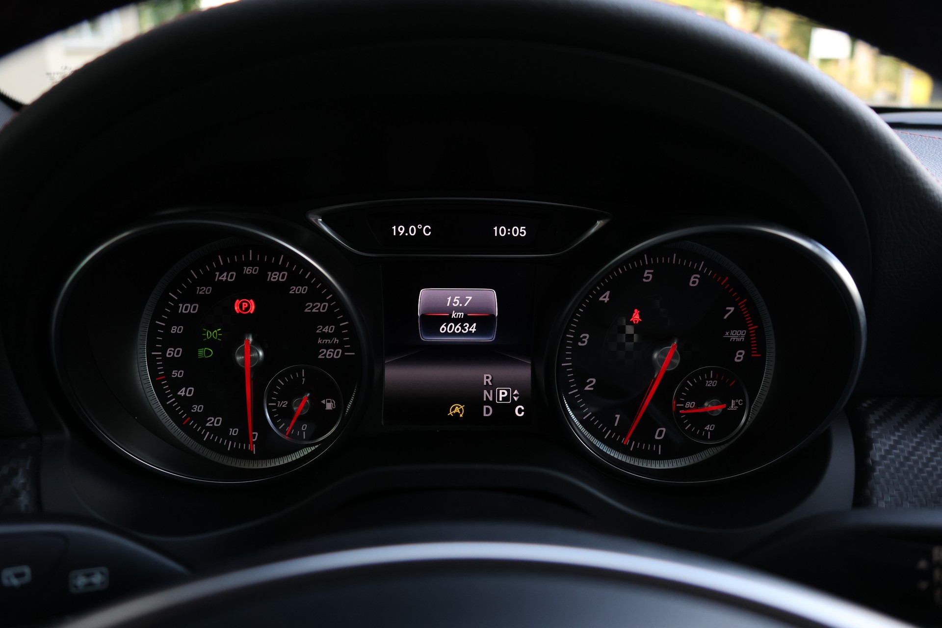 MERCEDES-BENZ A 250 Sport AMG Line 4Matic 7G-DCT-image-22