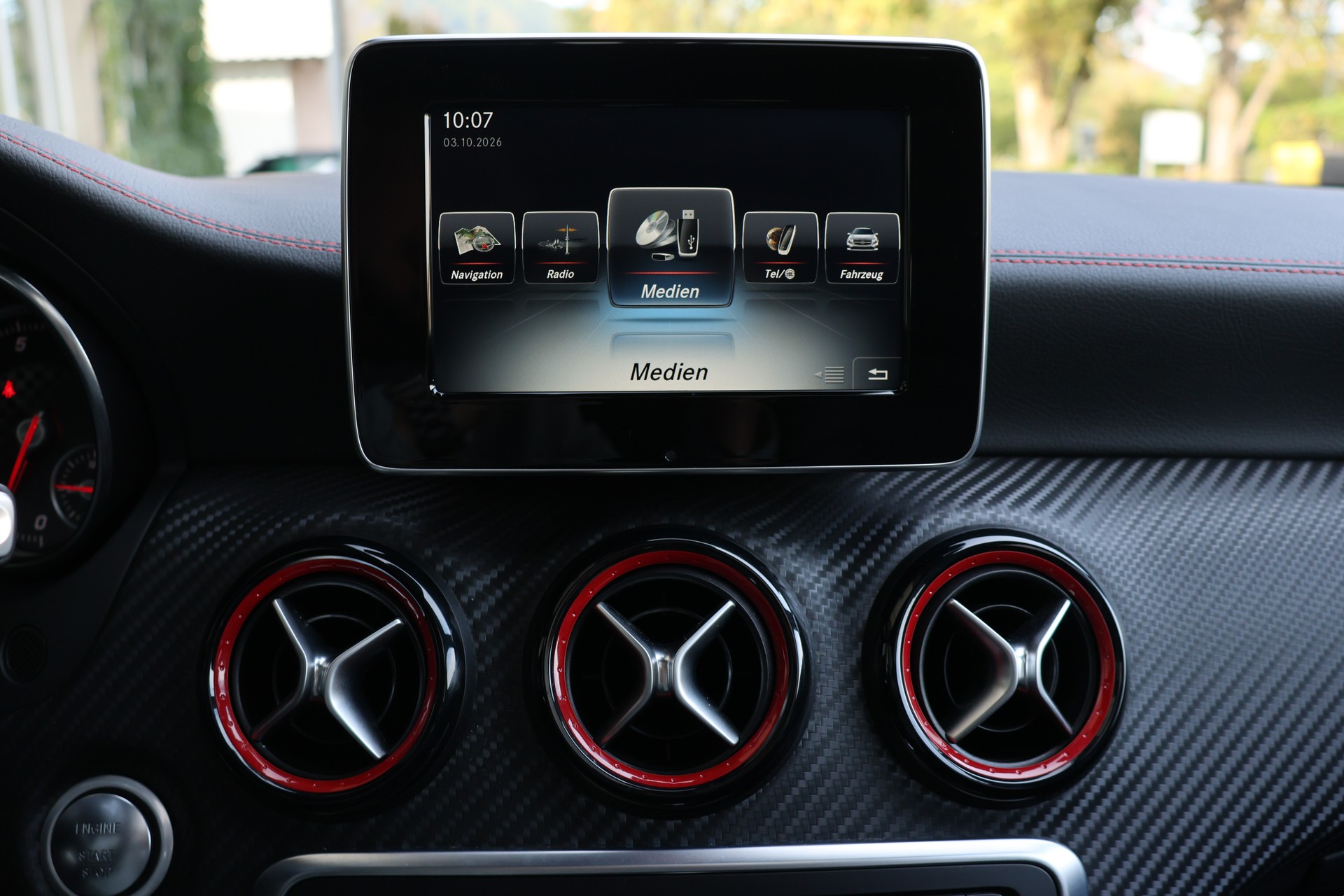 MERCEDES-BENZ A 250 Sport AMG Line 4Matic 7G-DCT-image-20