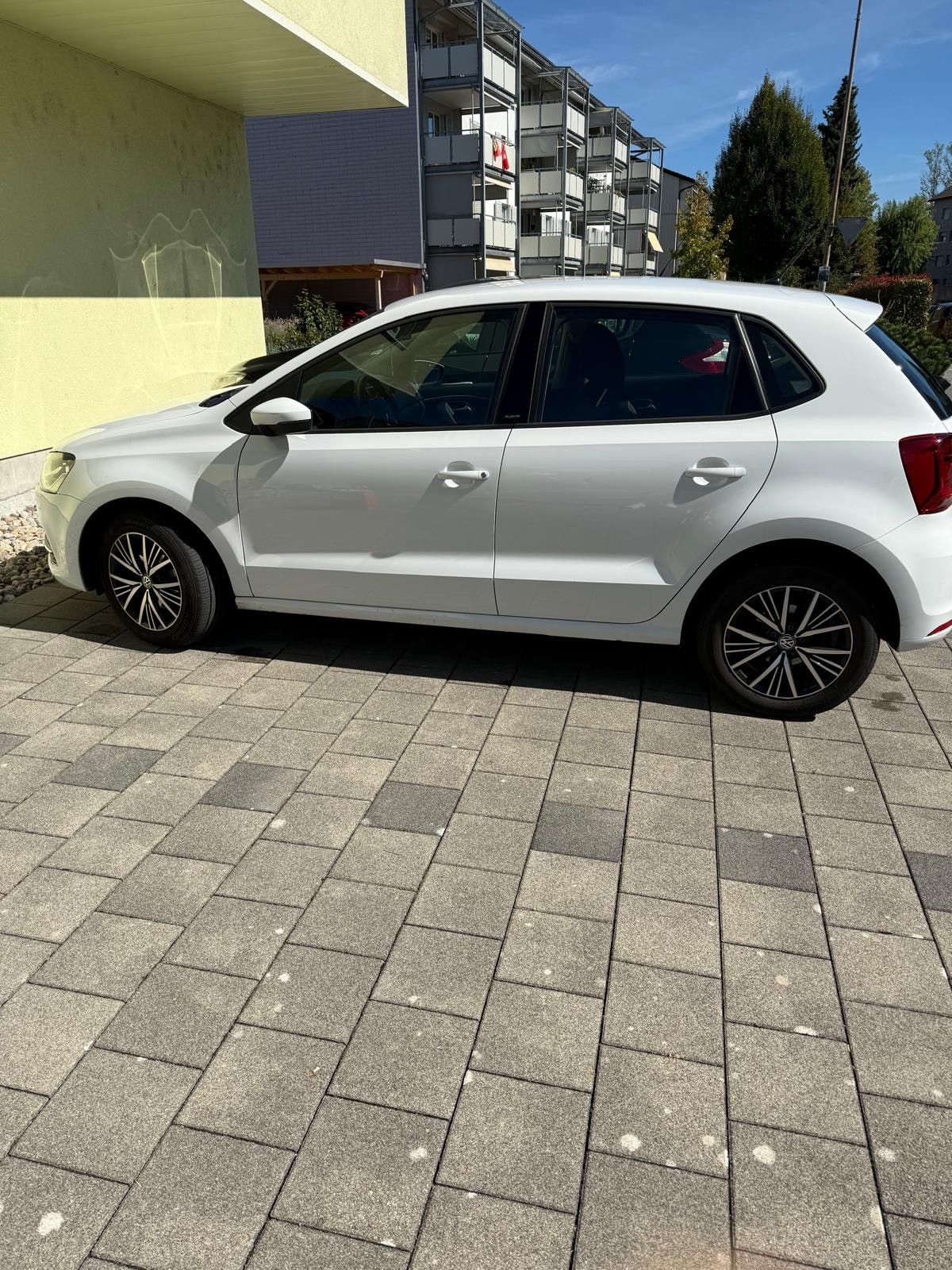 VW 1.2 TSI 90 BlueMT Allstar-image-3