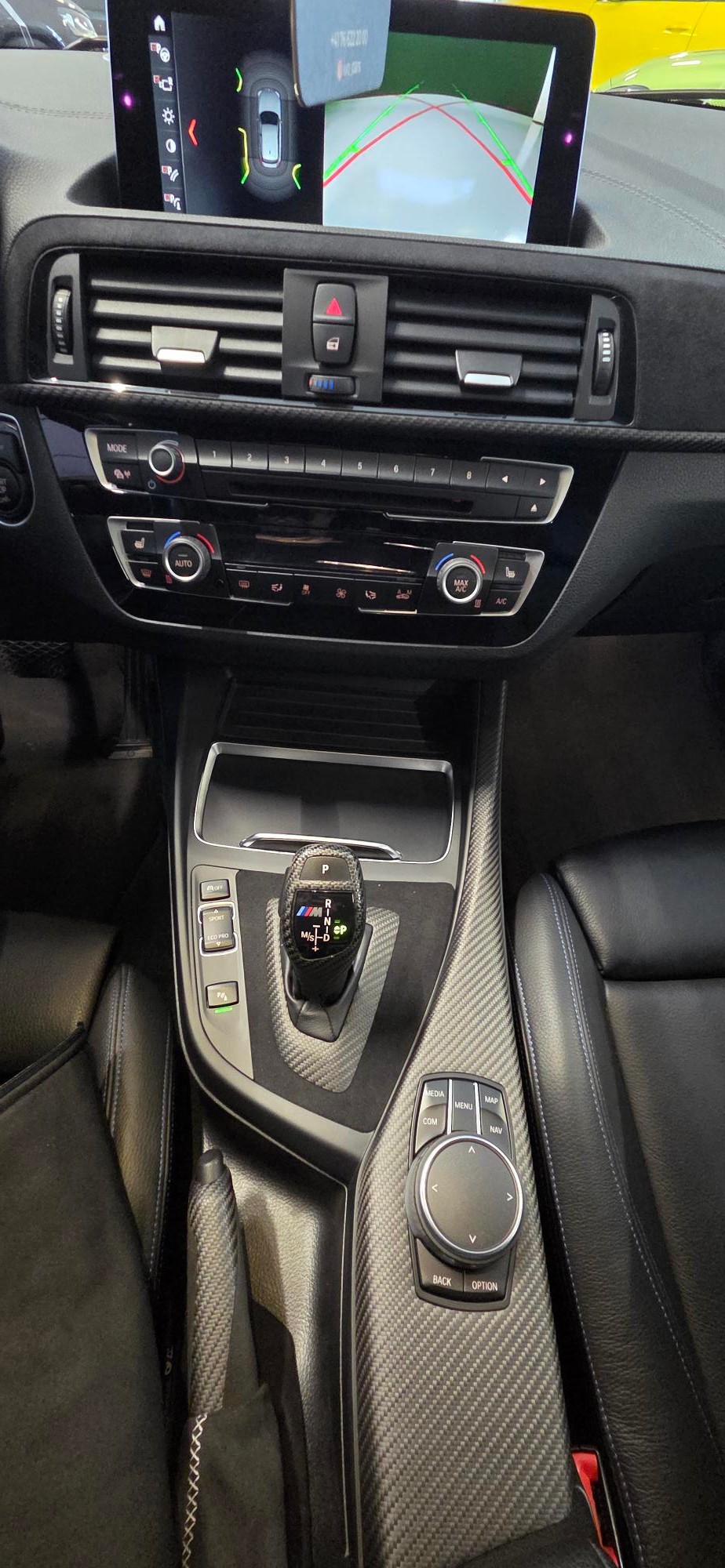 BMW M140i xDrive Steptronic-image-6