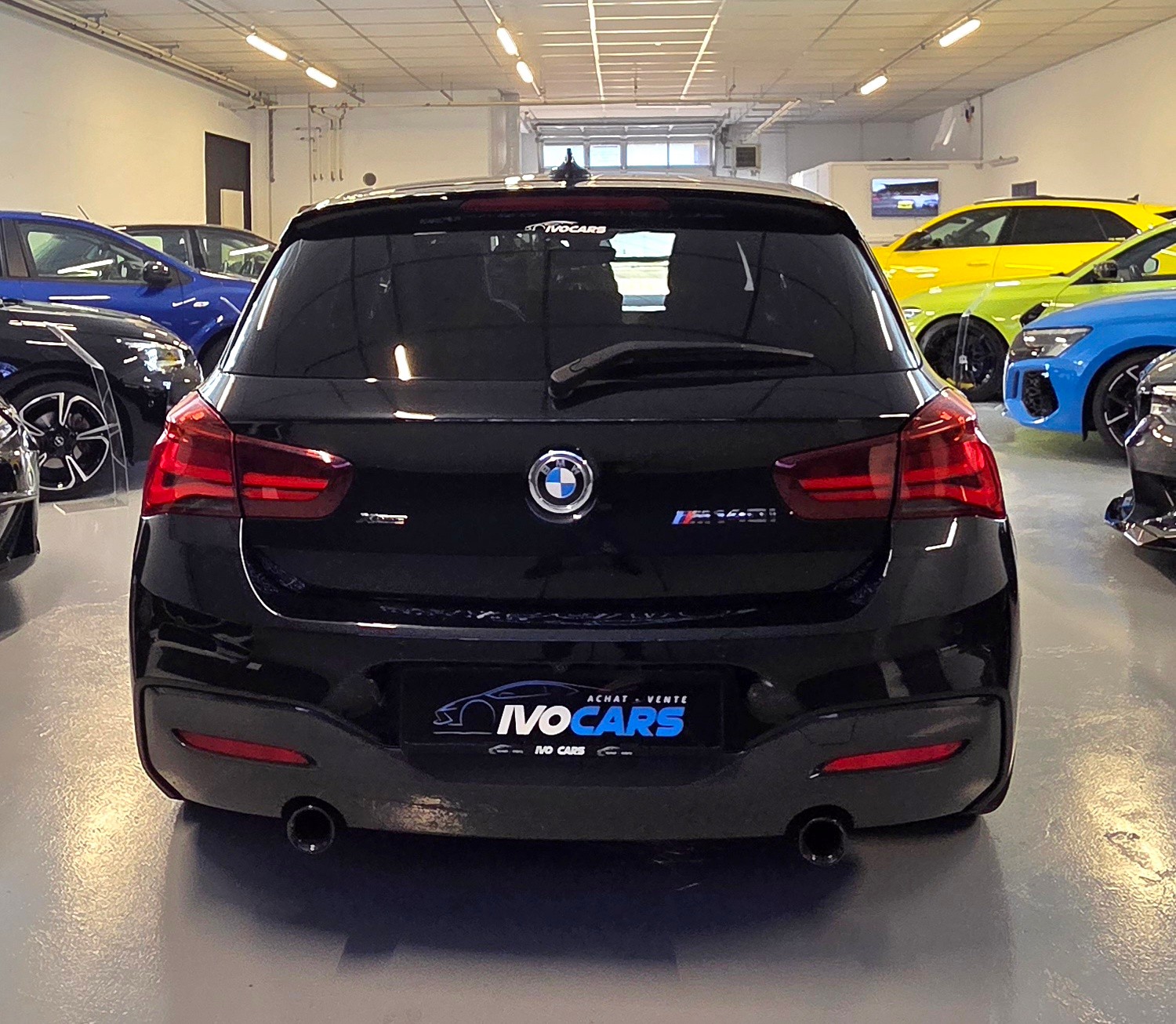 BMW M140i xDrive Steptronic-image-1
