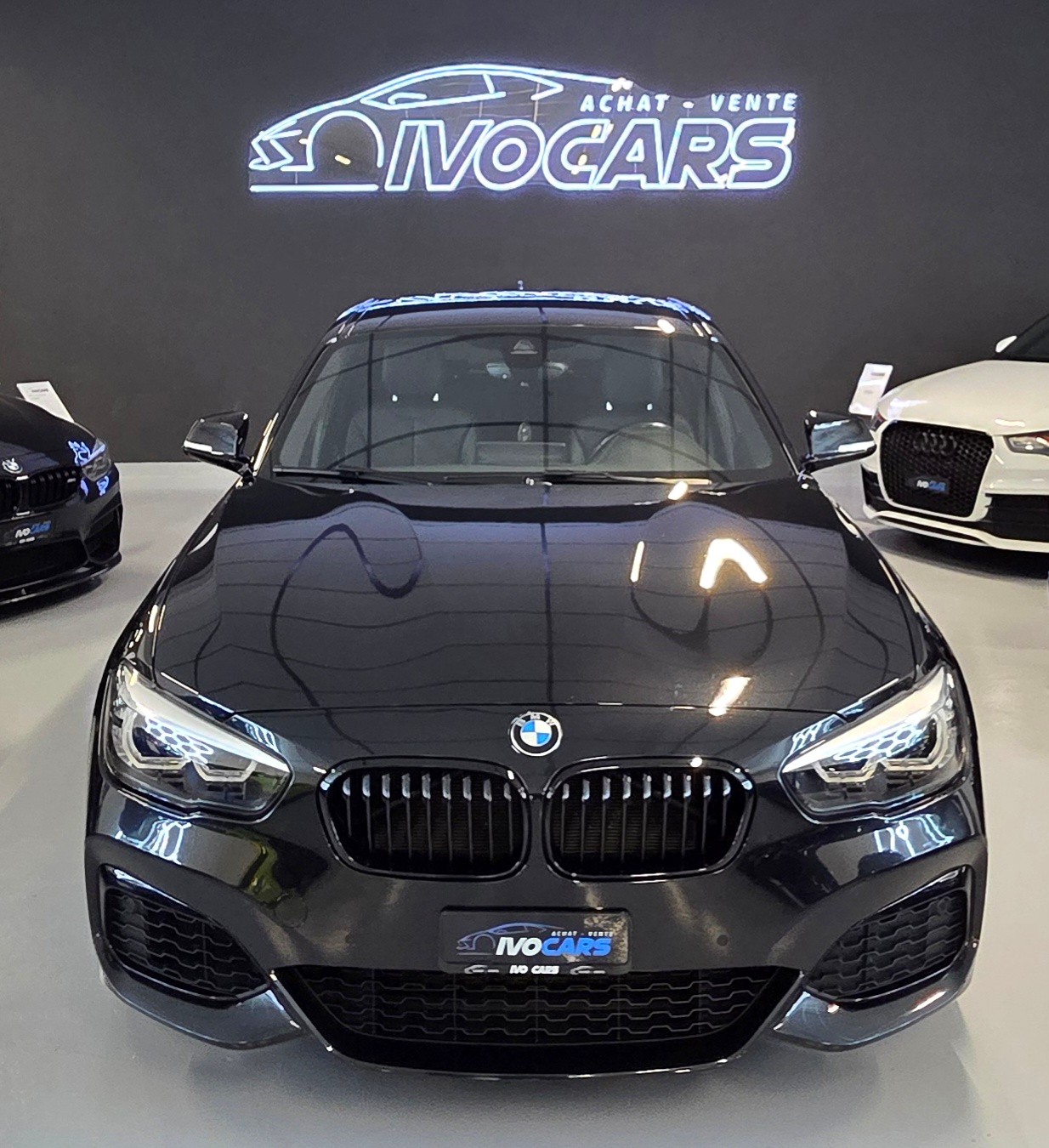 BMW M140i xDrive Steptronic-image-0