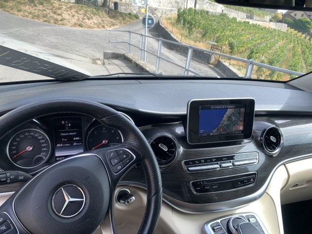 MERCEDES-BENZ V 300 d extralang 9G-Tronic-image-7