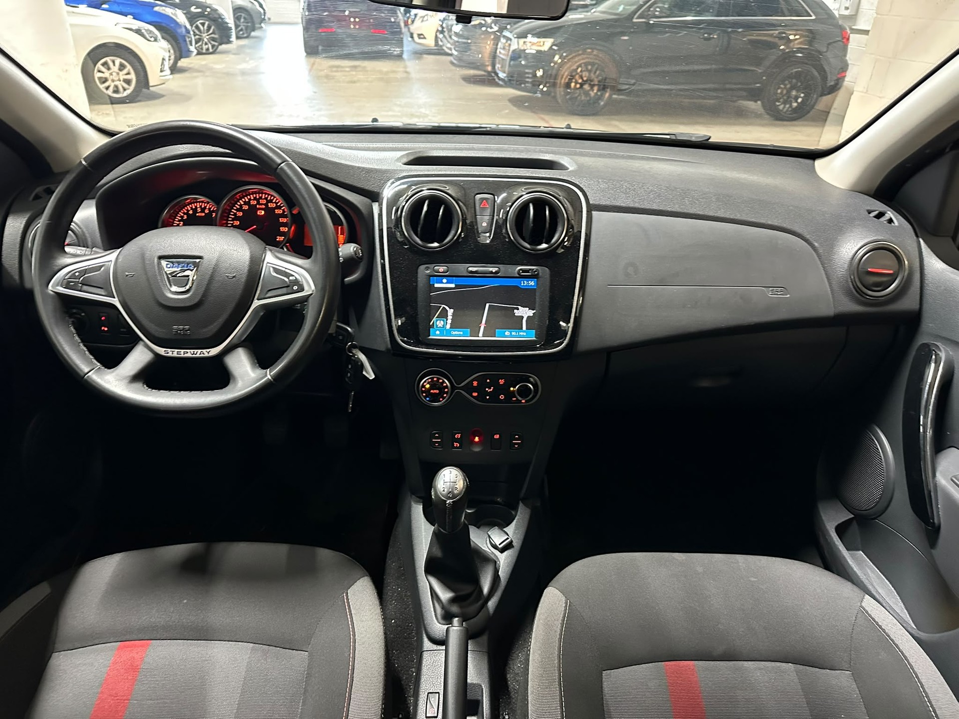 DACIA Sandero Tce 90 Stepway-image-9