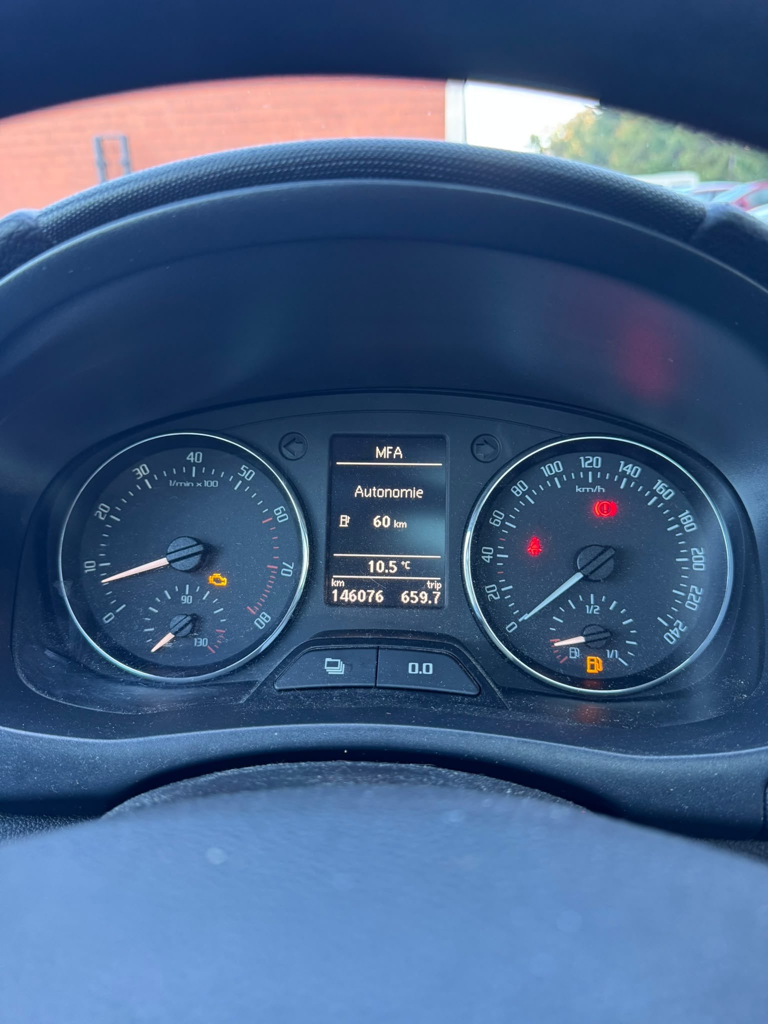SKODA Roomster 1.2 TSI Style-image-10