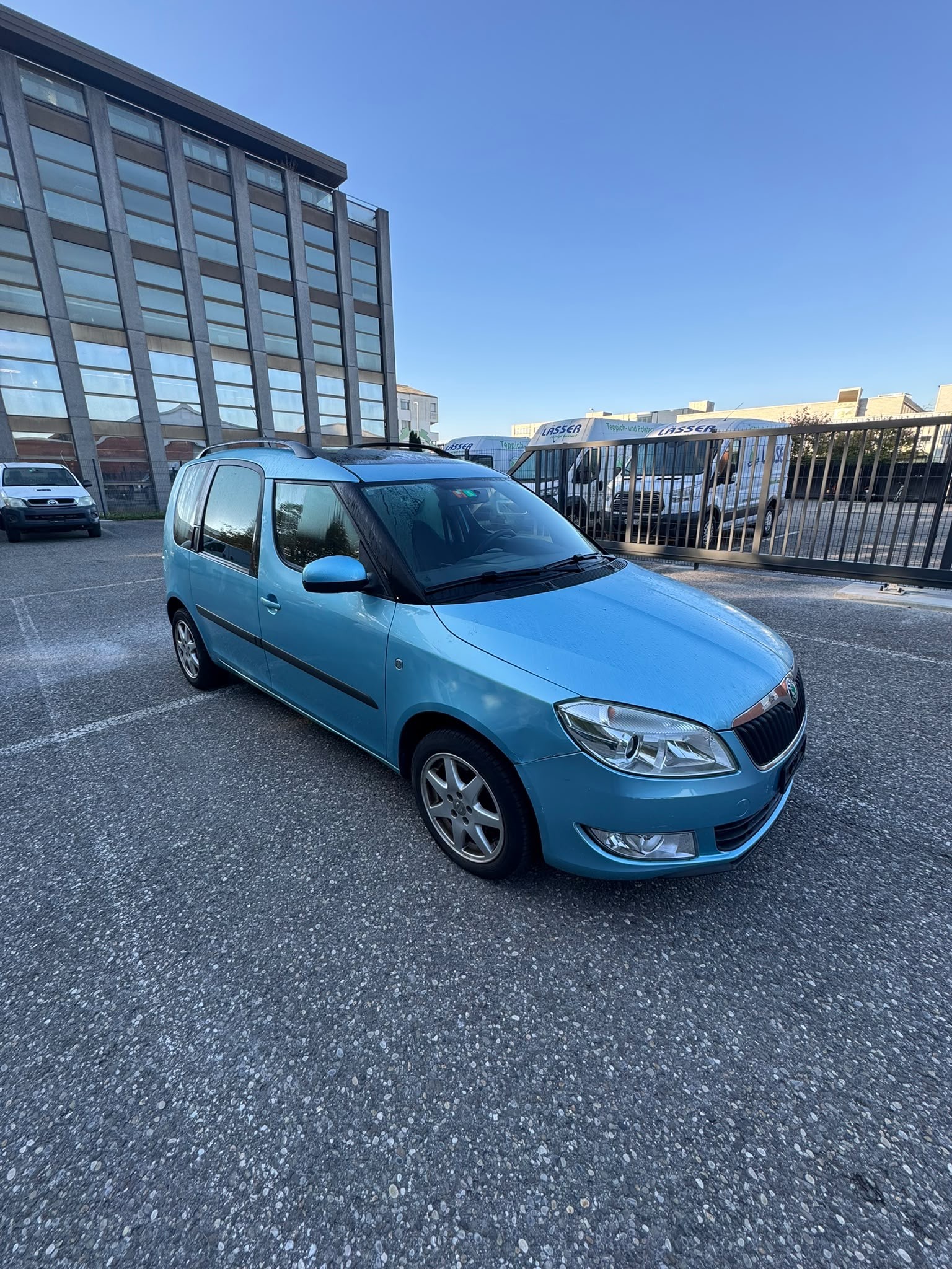SKODA Roomster 1.2 TSI Style-image-1