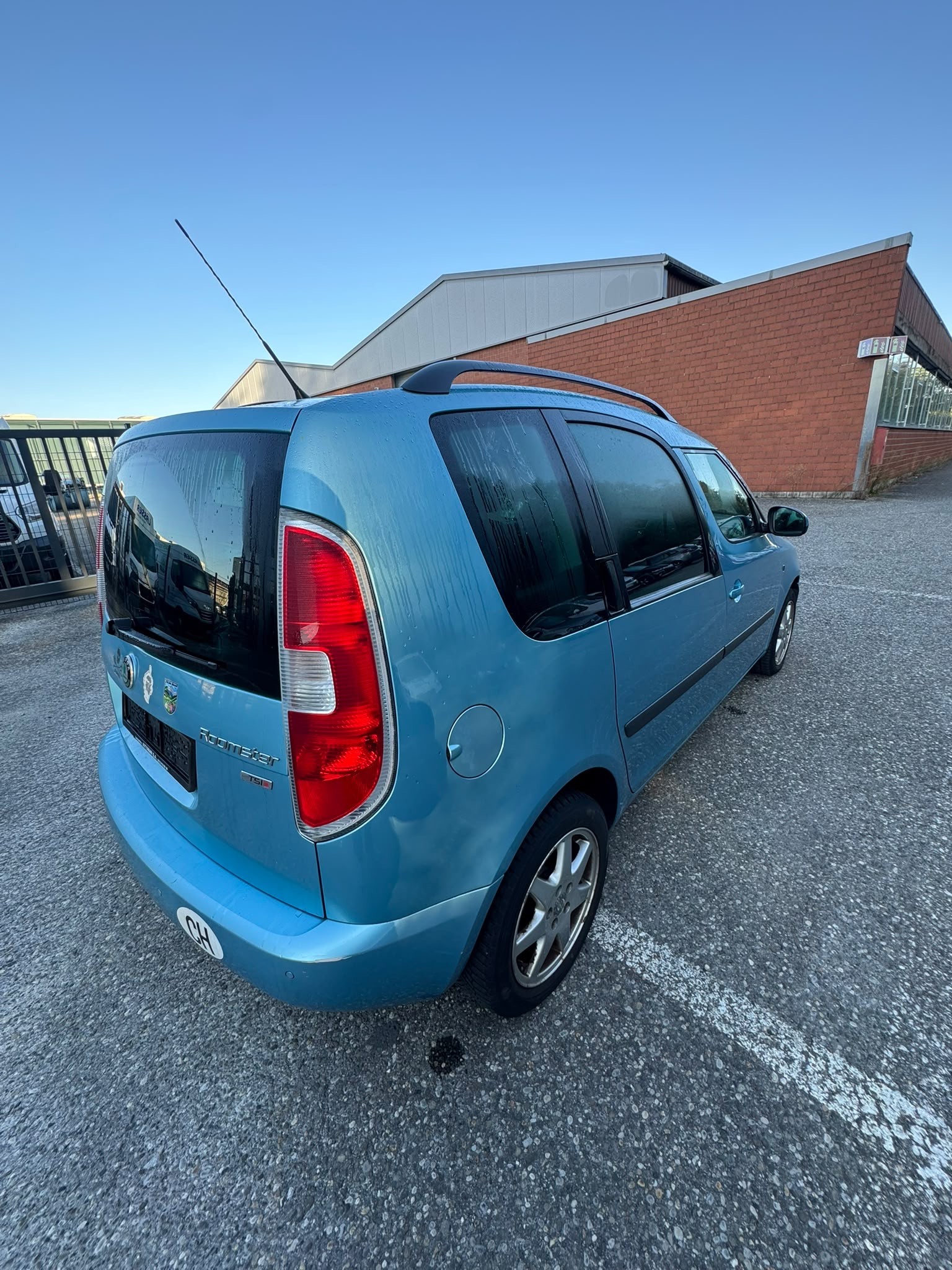 SKODA Roomster 1.2 TSI Style-image-2