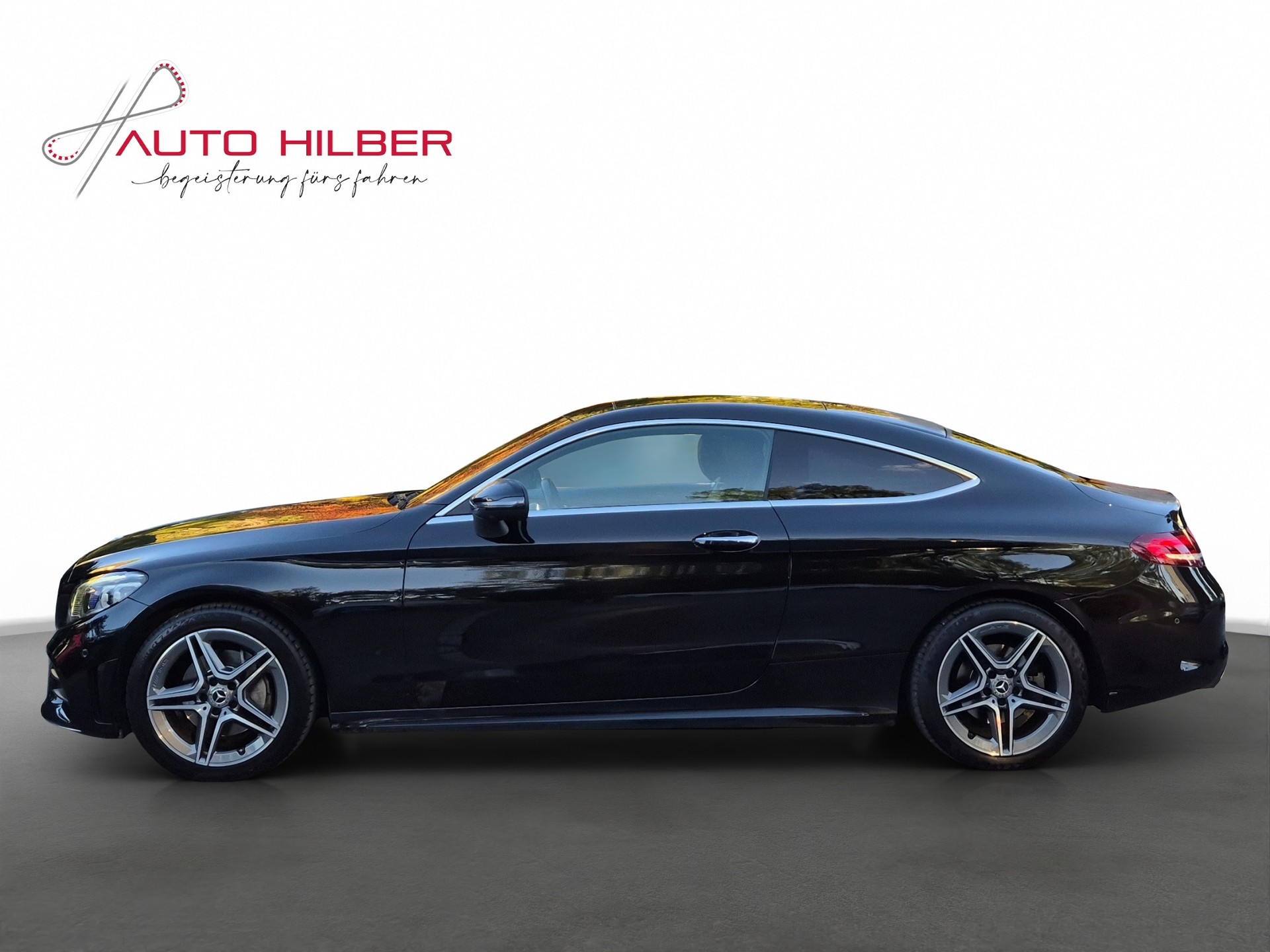 MERCEDES-BENZ C 200 Coupé 4Matic AMG Line 9G-Tronic *Schiebe-&Panodach / Burmester*-image-2