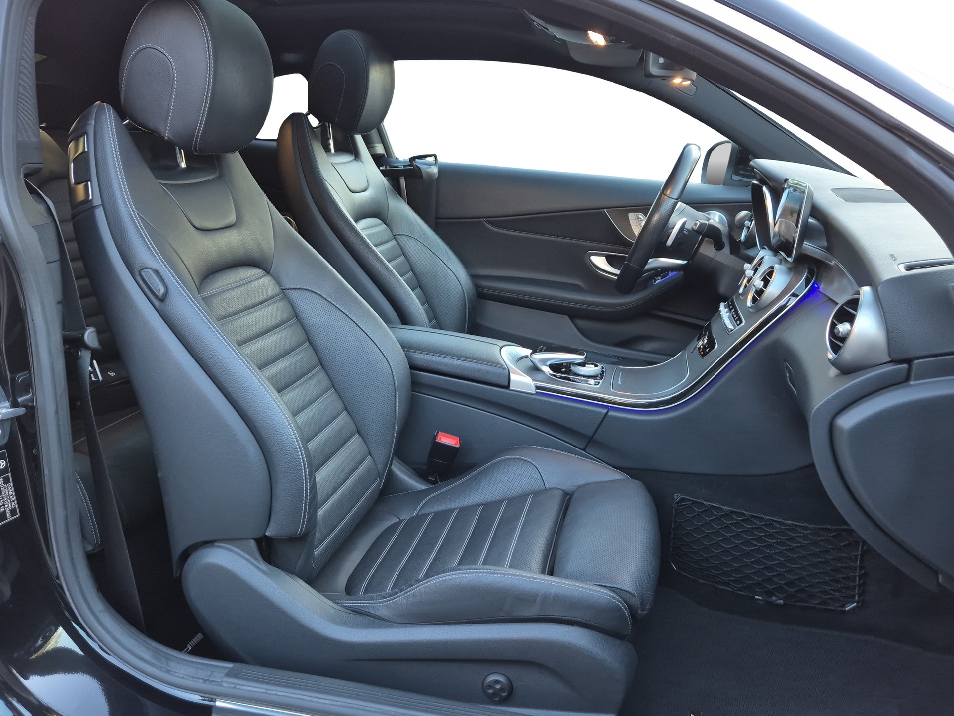 MERCEDES-BENZ C 200 Coupé 4Matic AMG Line 9G-Tronic *Schiebe-&Panodach / Burmester*-image-12