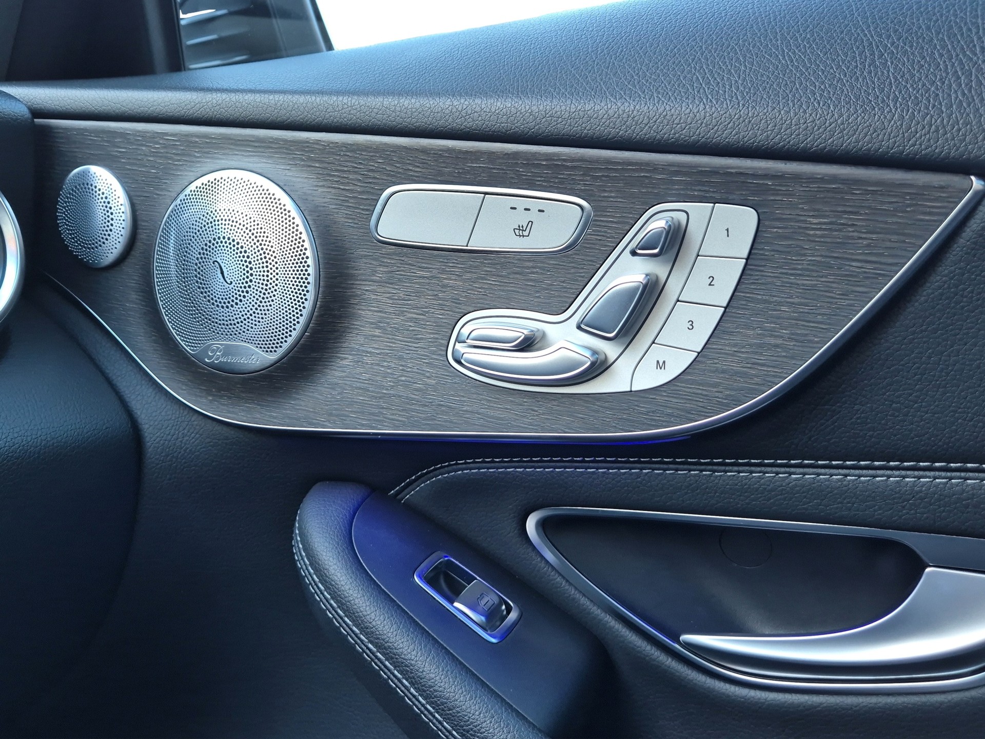 MERCEDES-BENZ C 200 Coupé 4Matic AMG Line 9G-Tronic *Schiebe-&Panodach / Burmester*-image-11