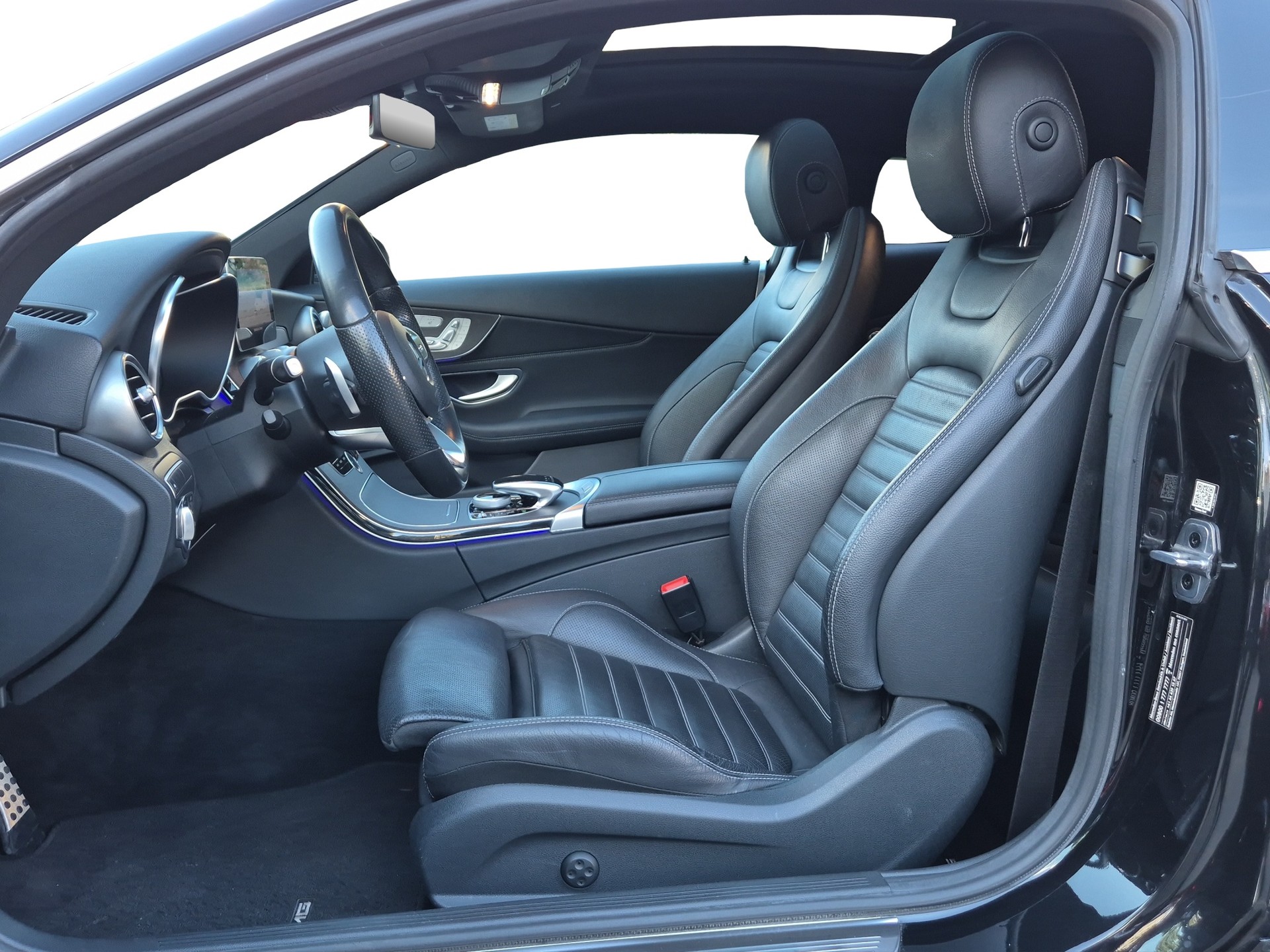 MERCEDES-BENZ C 200 Coupé 4Matic AMG Line 9G-Tronic *Schiebe-&Panodach / Burmester*-image-7
